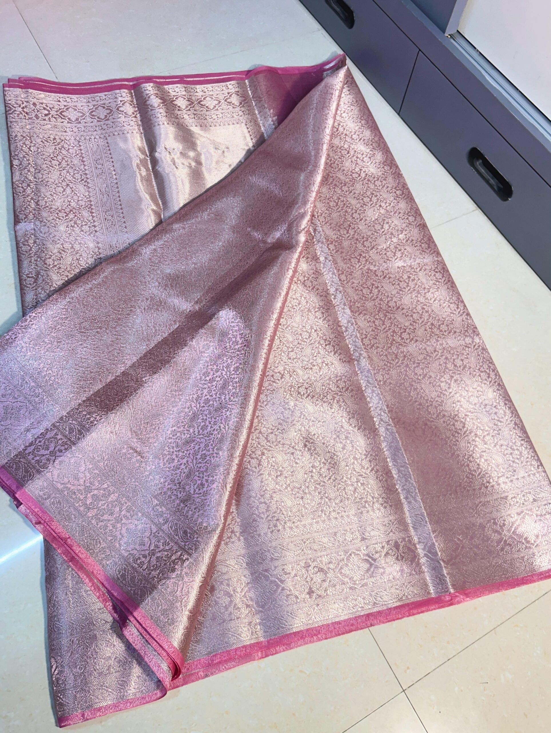 Banarasi Kanjivaram Tissue Soft Silk Saree 
Premium Quality