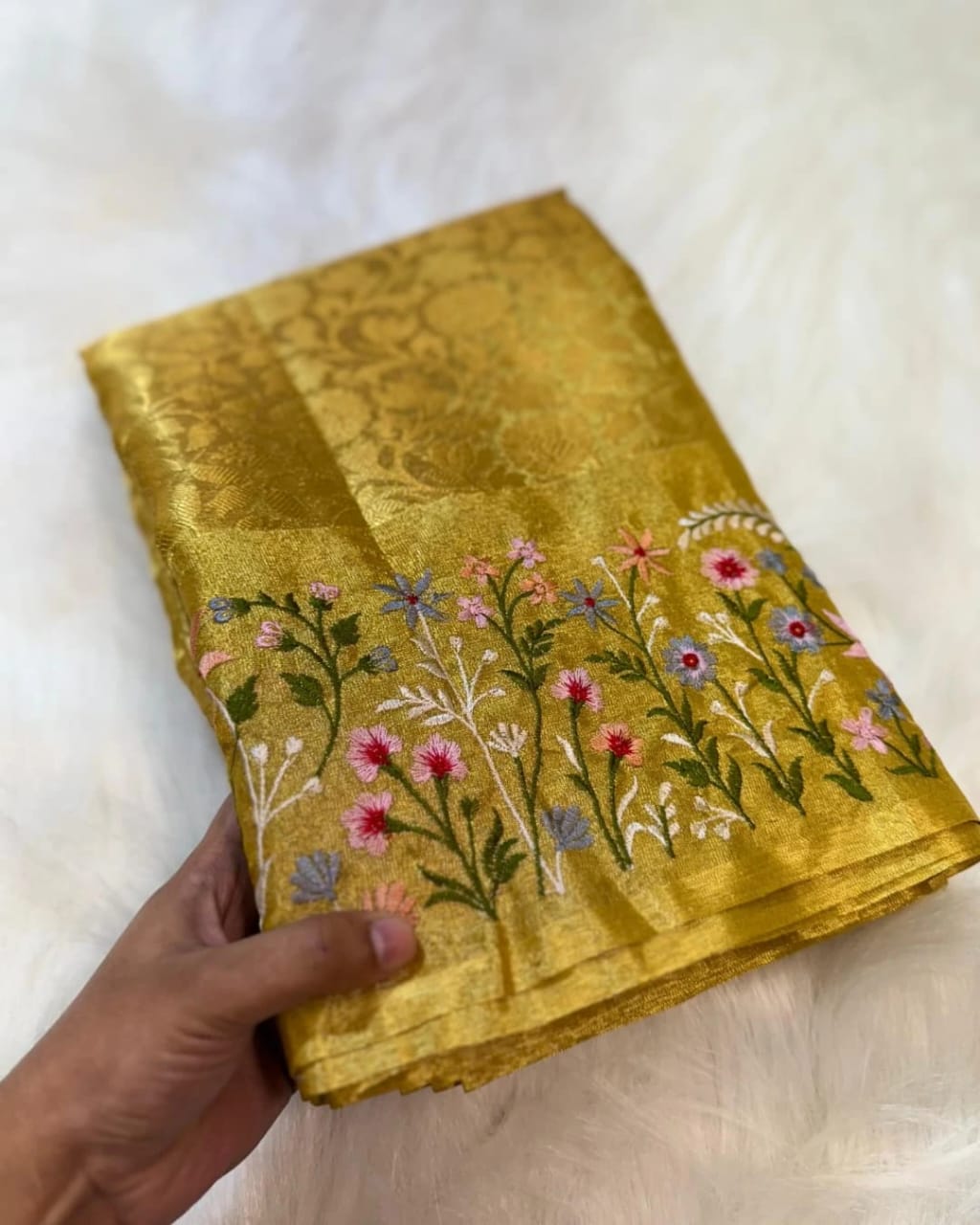 Soft Banarasi Tissue Silk Saree