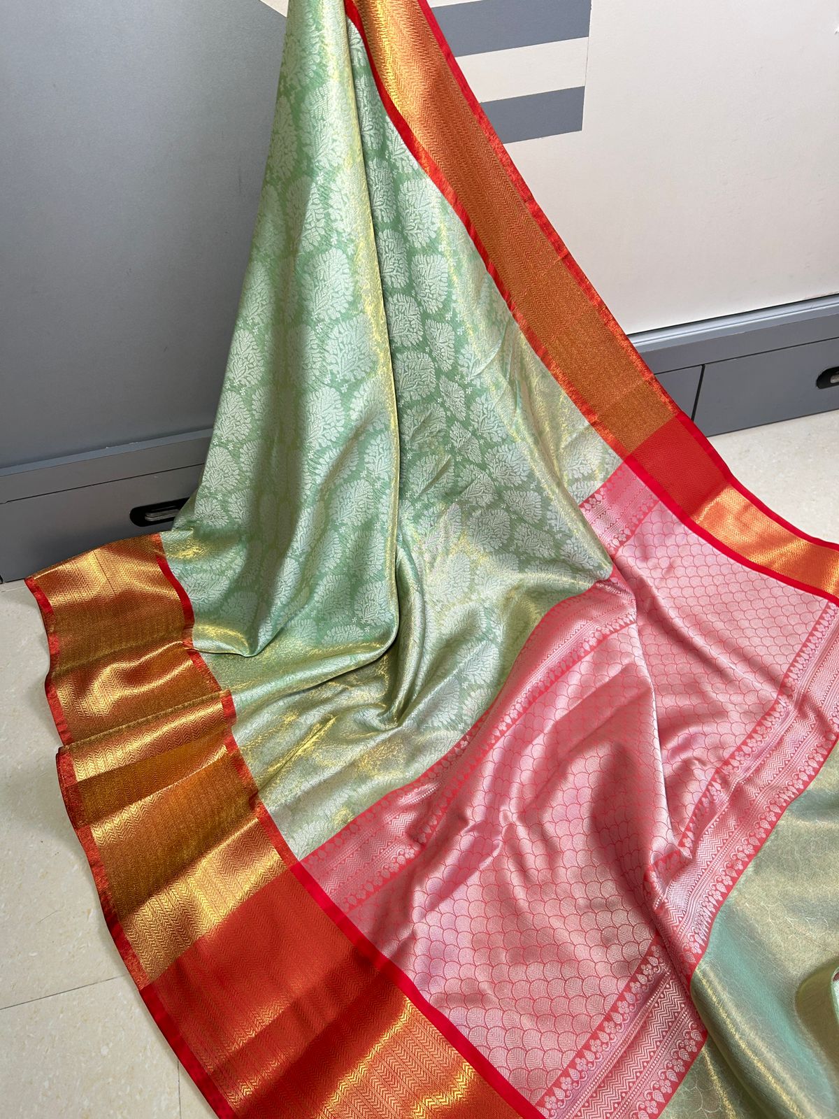 Soft Banarasi Kanjivaram Tissue Soft Silk Saree