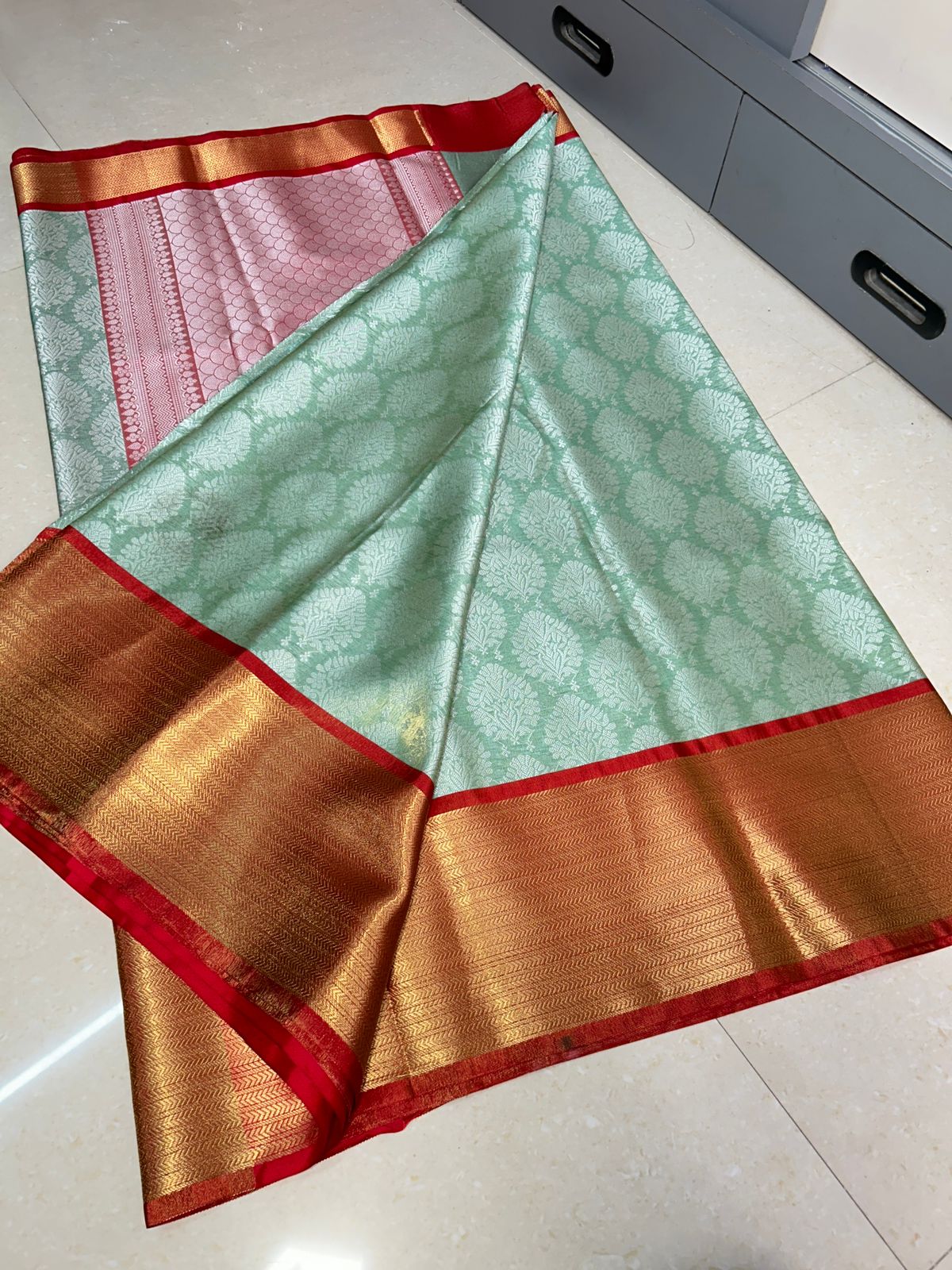Soft Banarasi Kanjivaram Tissue Soft Silk Saree