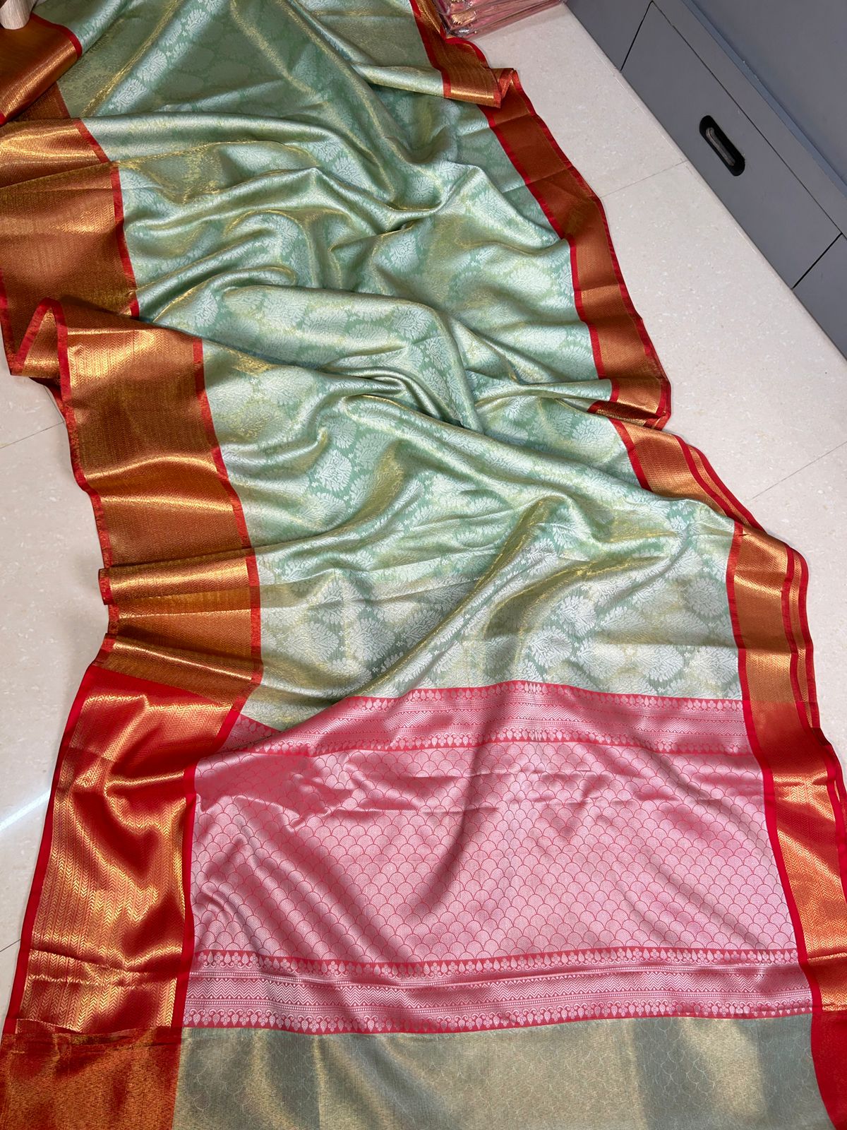 Soft Banarasi Kanjivaram Tissue Soft Silk Saree