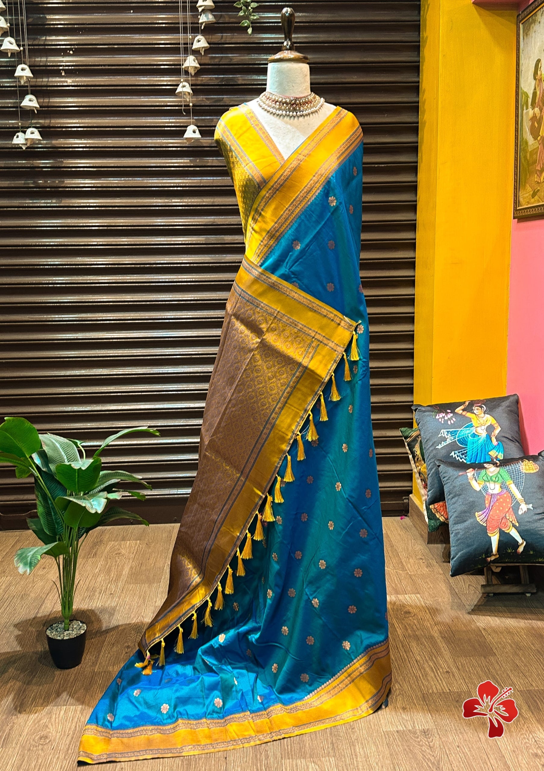 Premium Gadwal Sarees