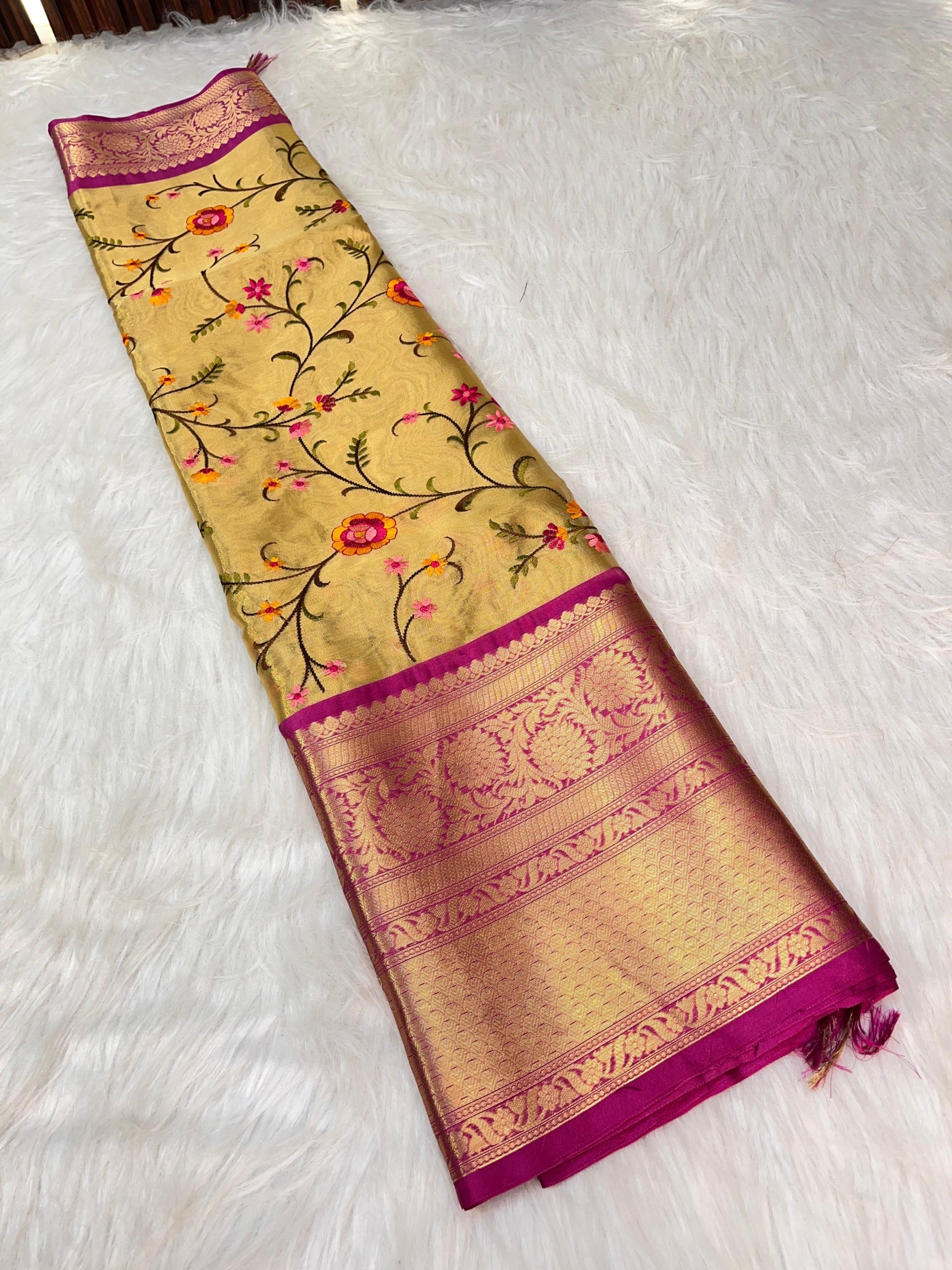 Premium Banarasi Tissue
