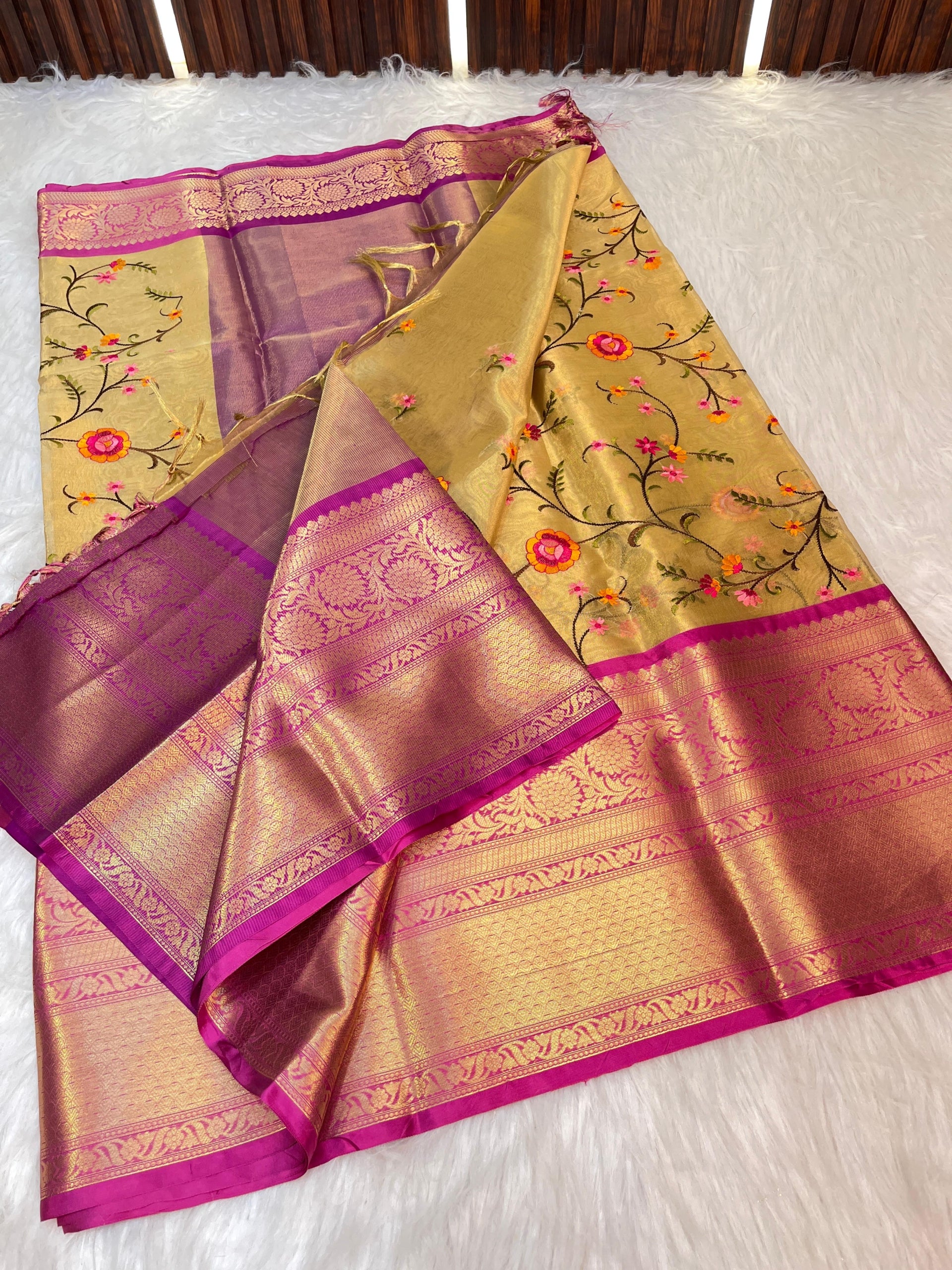 Premium Banarasi Tissue
