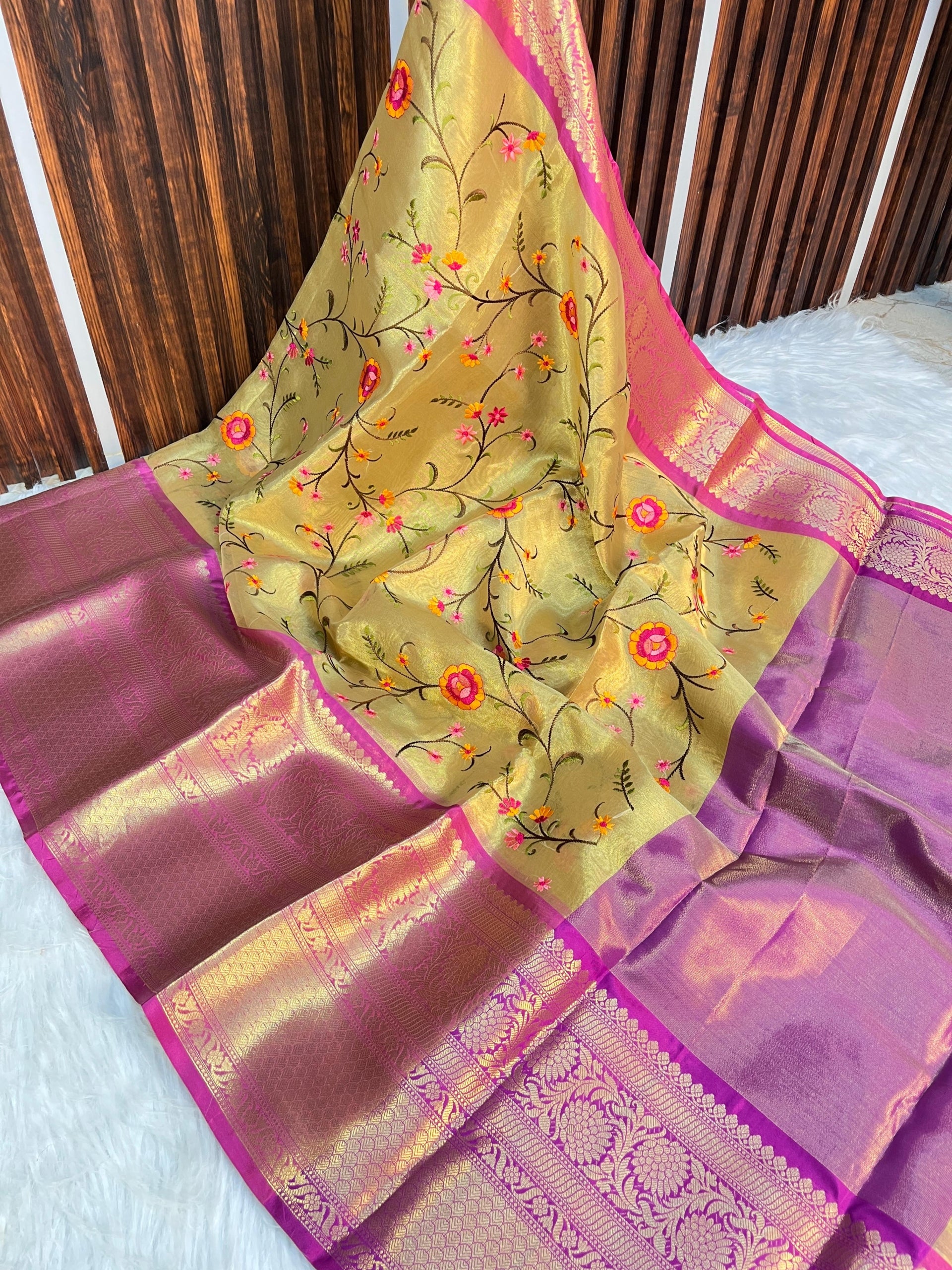 Premium Banarasi Tissue