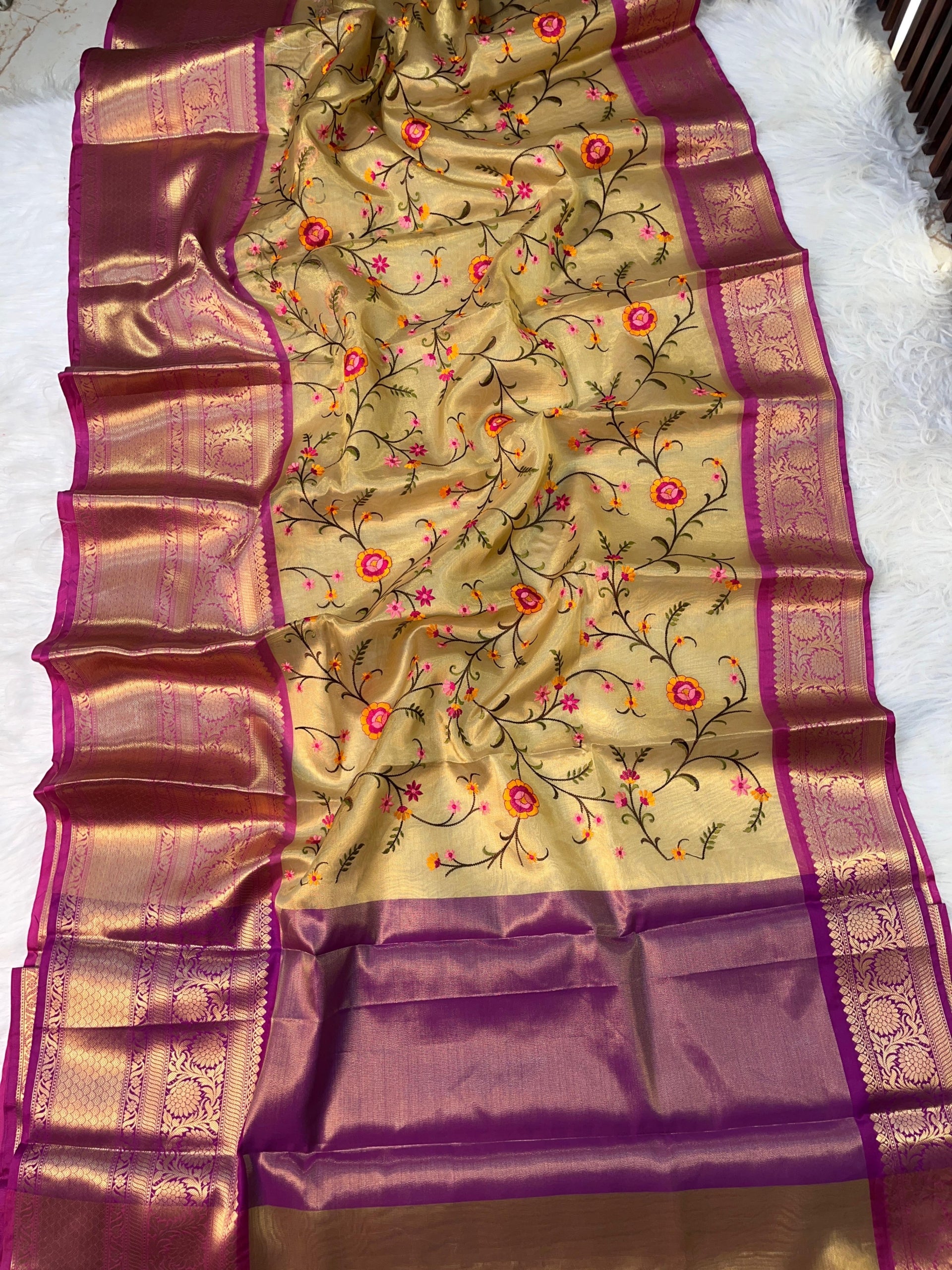 Premium Banarasi Tissue