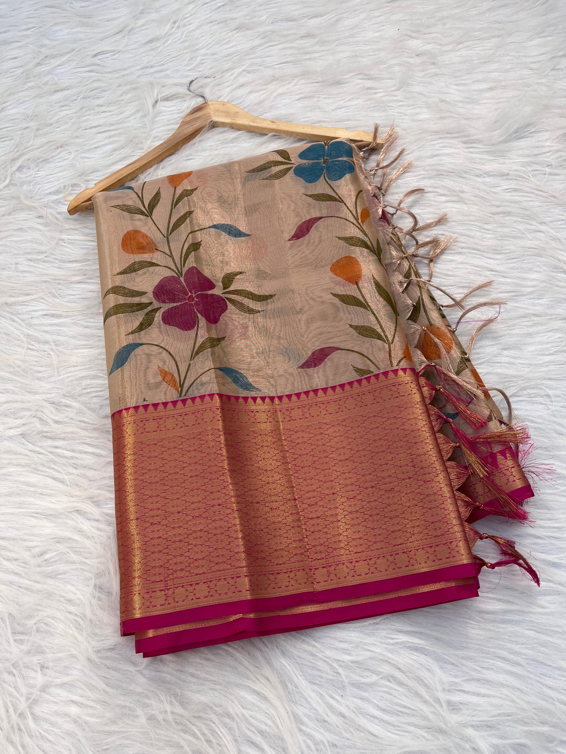 Banarasi Tissue Hand Brush Painted Print Saree