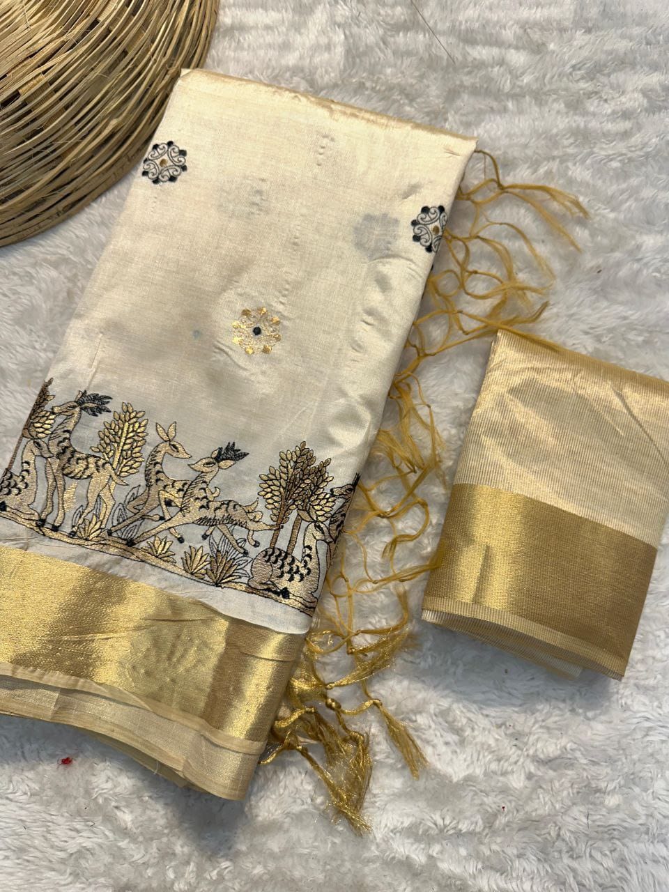 Cream Shade Premium Tussar Silk Sarees