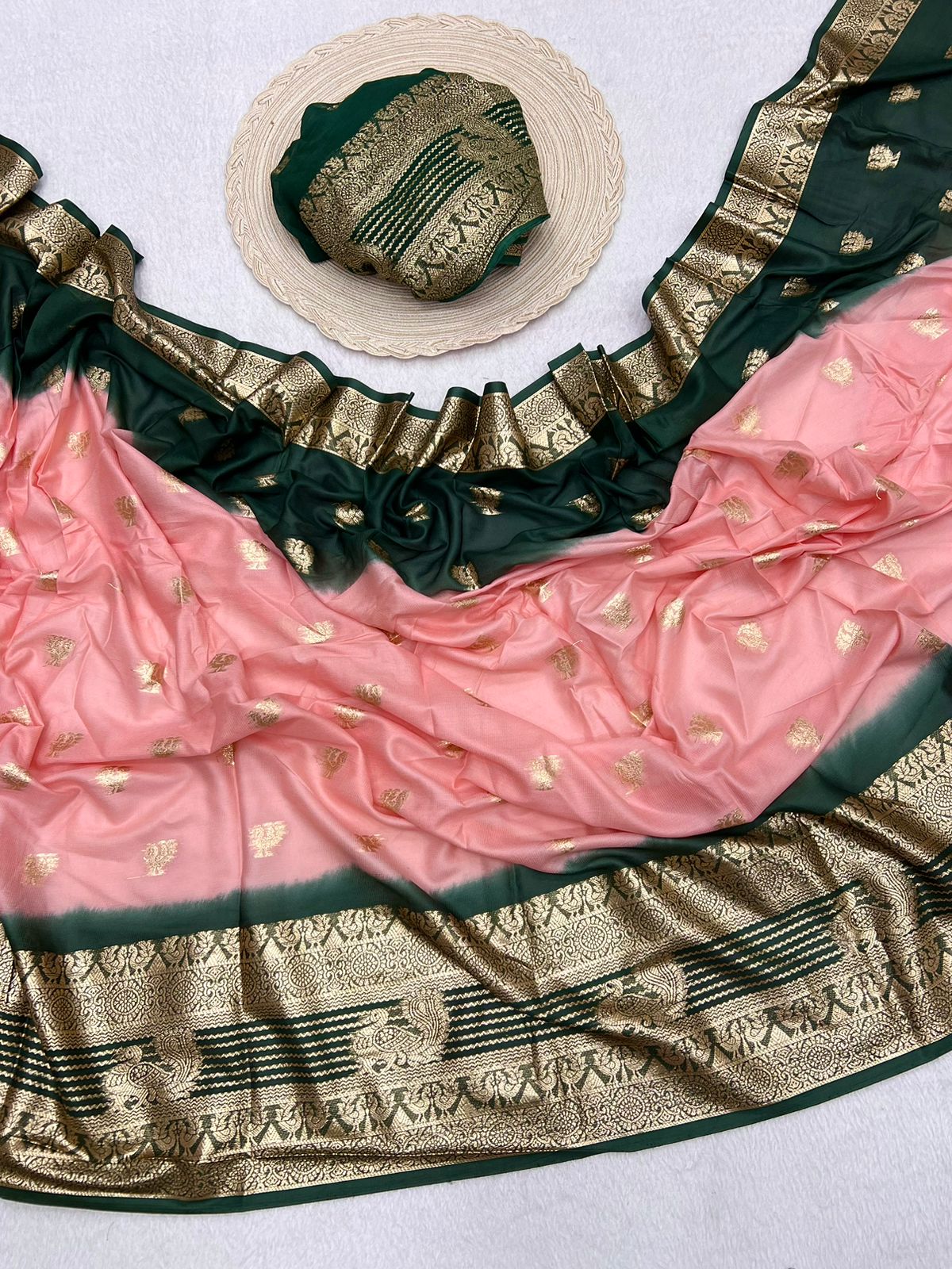 Pure Viscose Georgette Sarees With Fancy Blouse