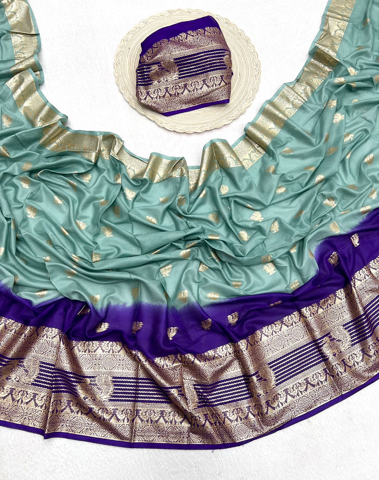 Pure Viscose Georgette Sarees With Fancy Blouse