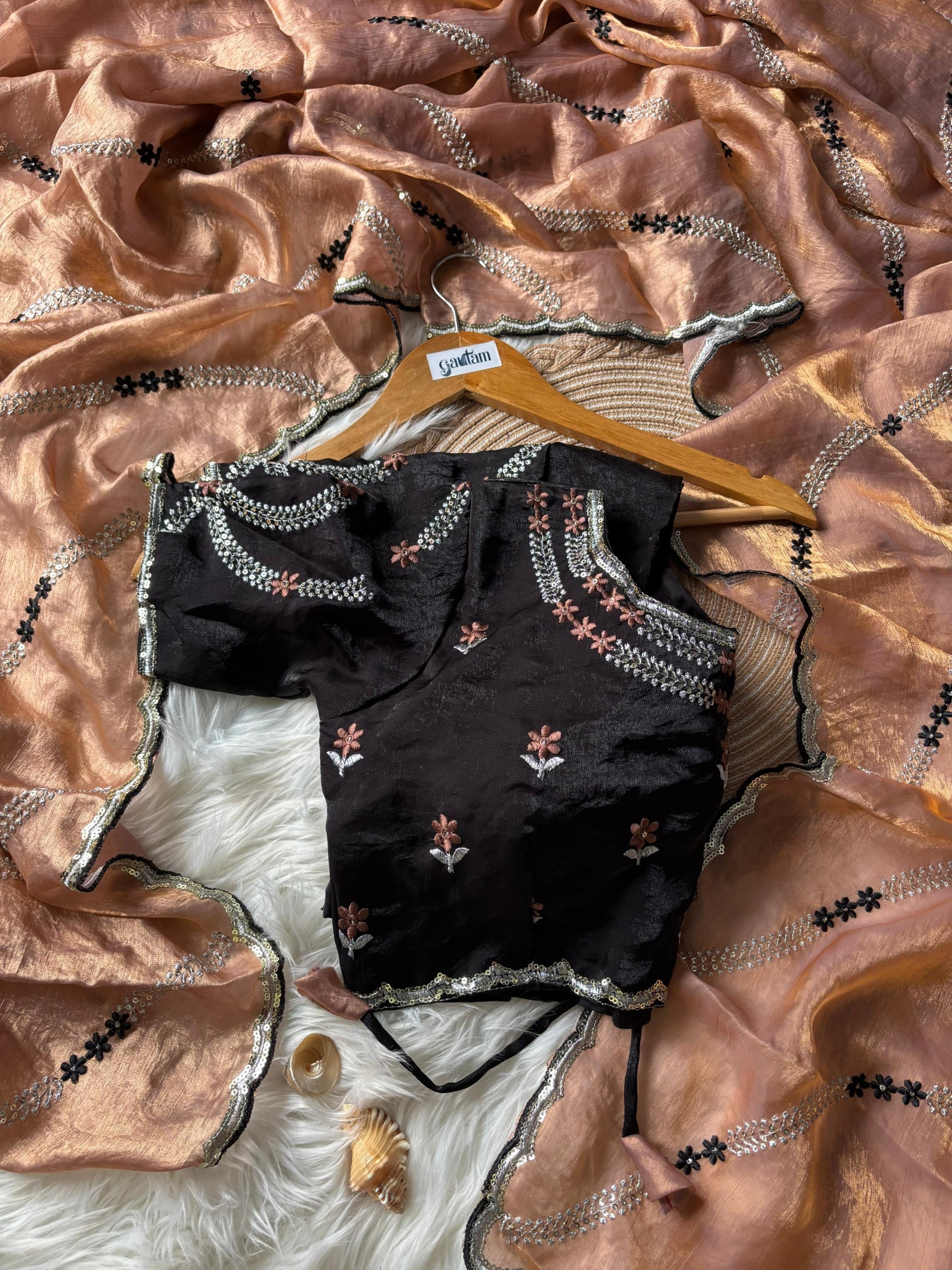 Cocktail Sarees Available in Stitched and Unstitched Blouse Styles