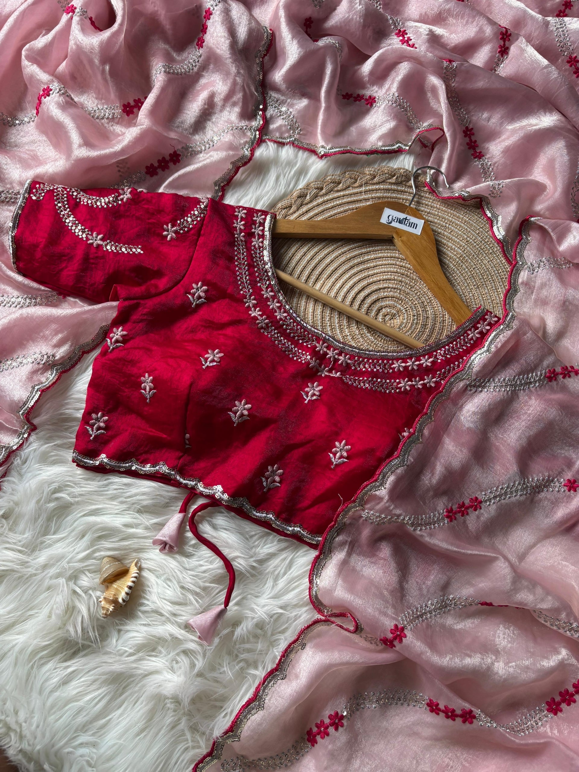 Cocktail Sarees Available in Stitched and Unstitched Blouse Styles
