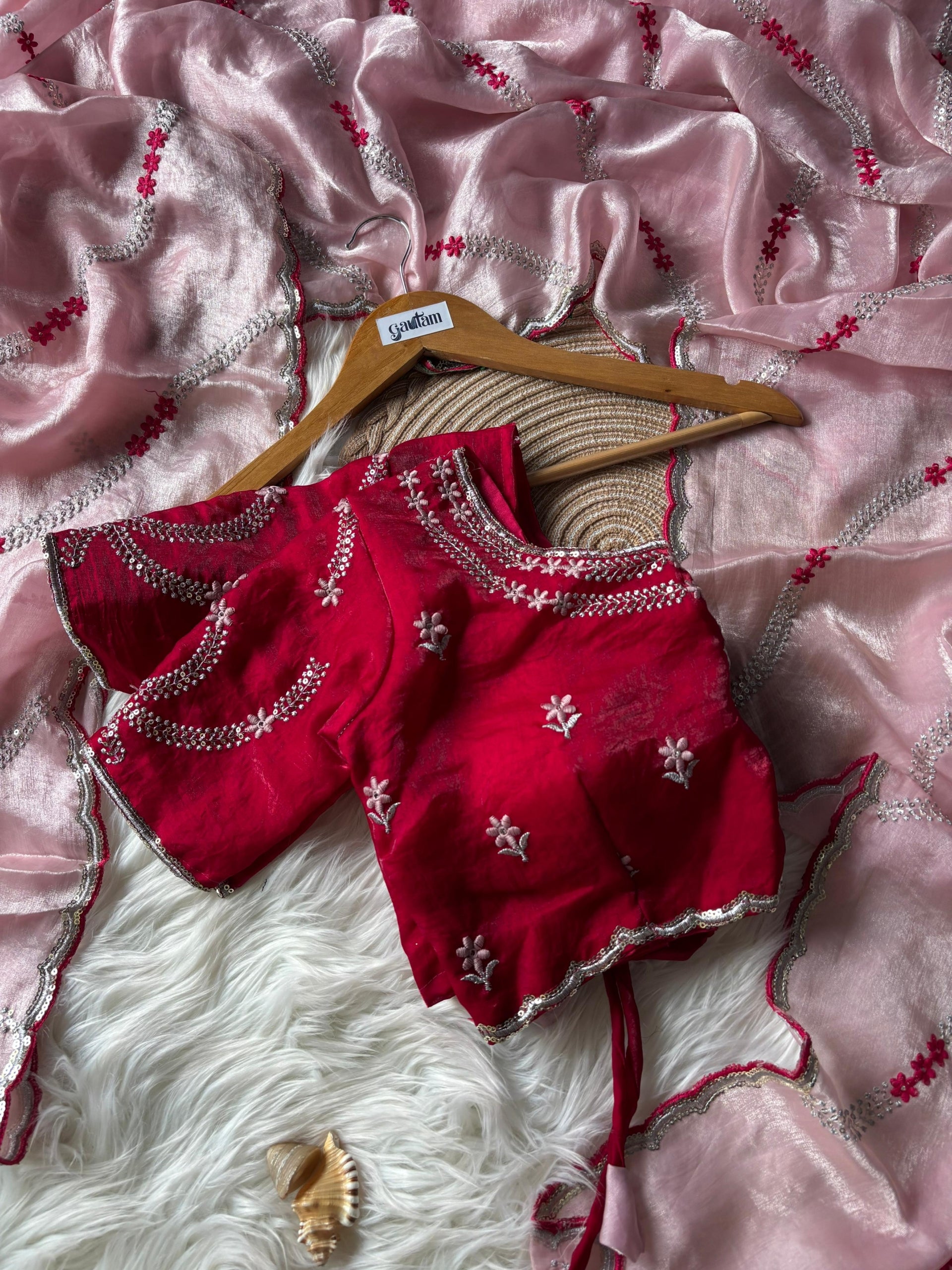 Cocktail Sarees Available in Stitched and Unstitched Blouse Styles