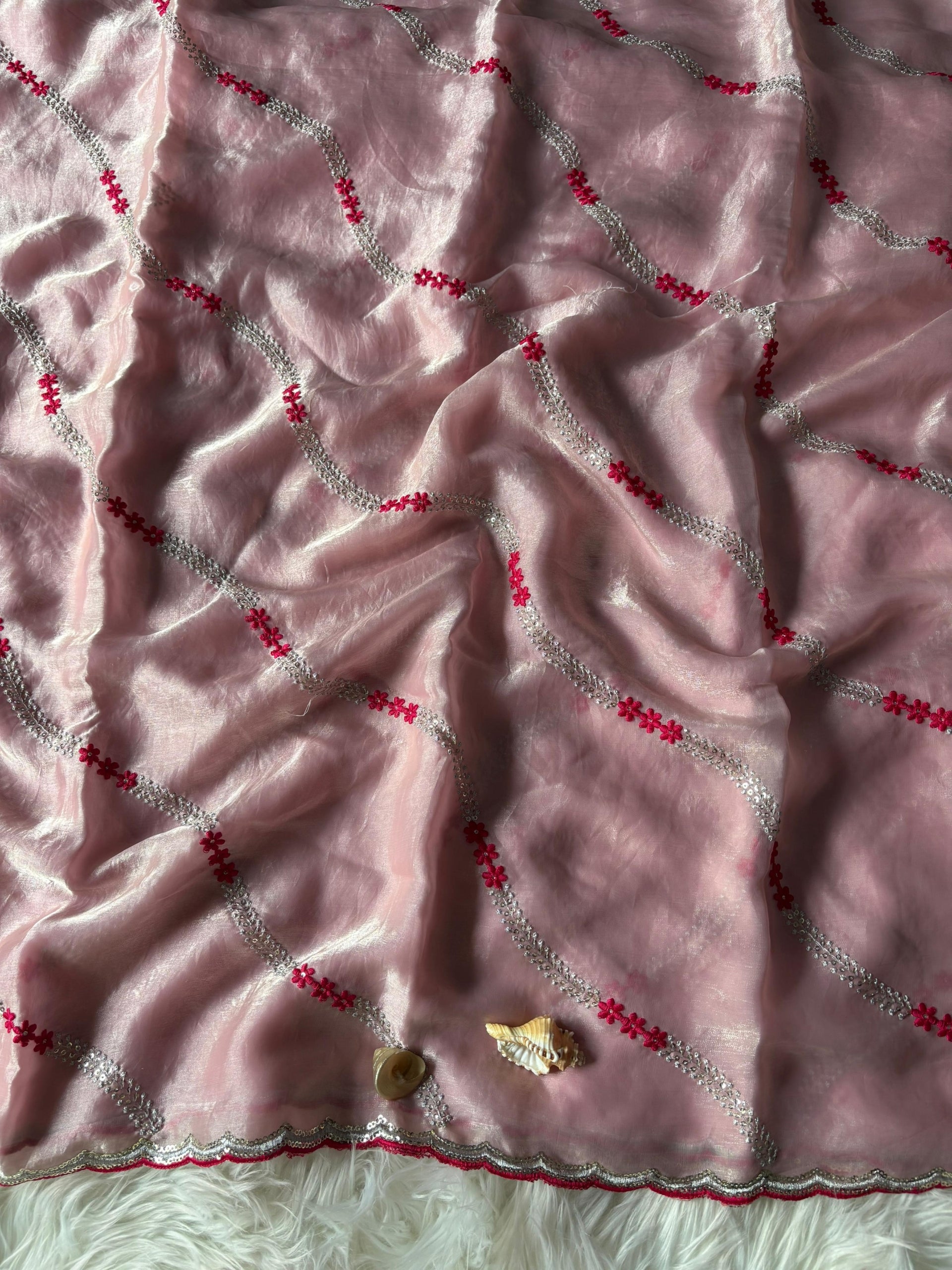 Cocktail Sarees Available in Stitched and Unstitched Blouse Styles