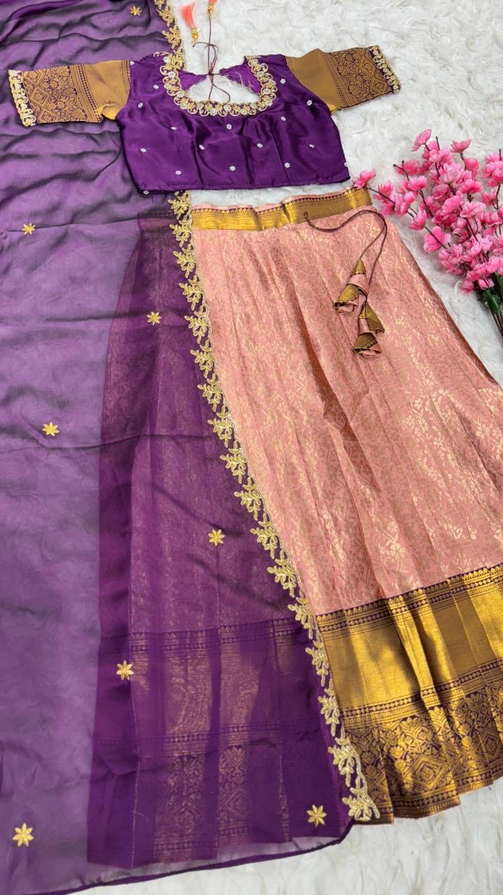 Launch New Exclusive Designer Premium Quality Pure Kanjivaram silk Fully Stitched Lehenga

*Size*:- Xxs-32
  Xs-34
  S-36
  M-38
  L-40
  Xl-42
  Xxl-44
 Xxxl-46

Mention Size in Address