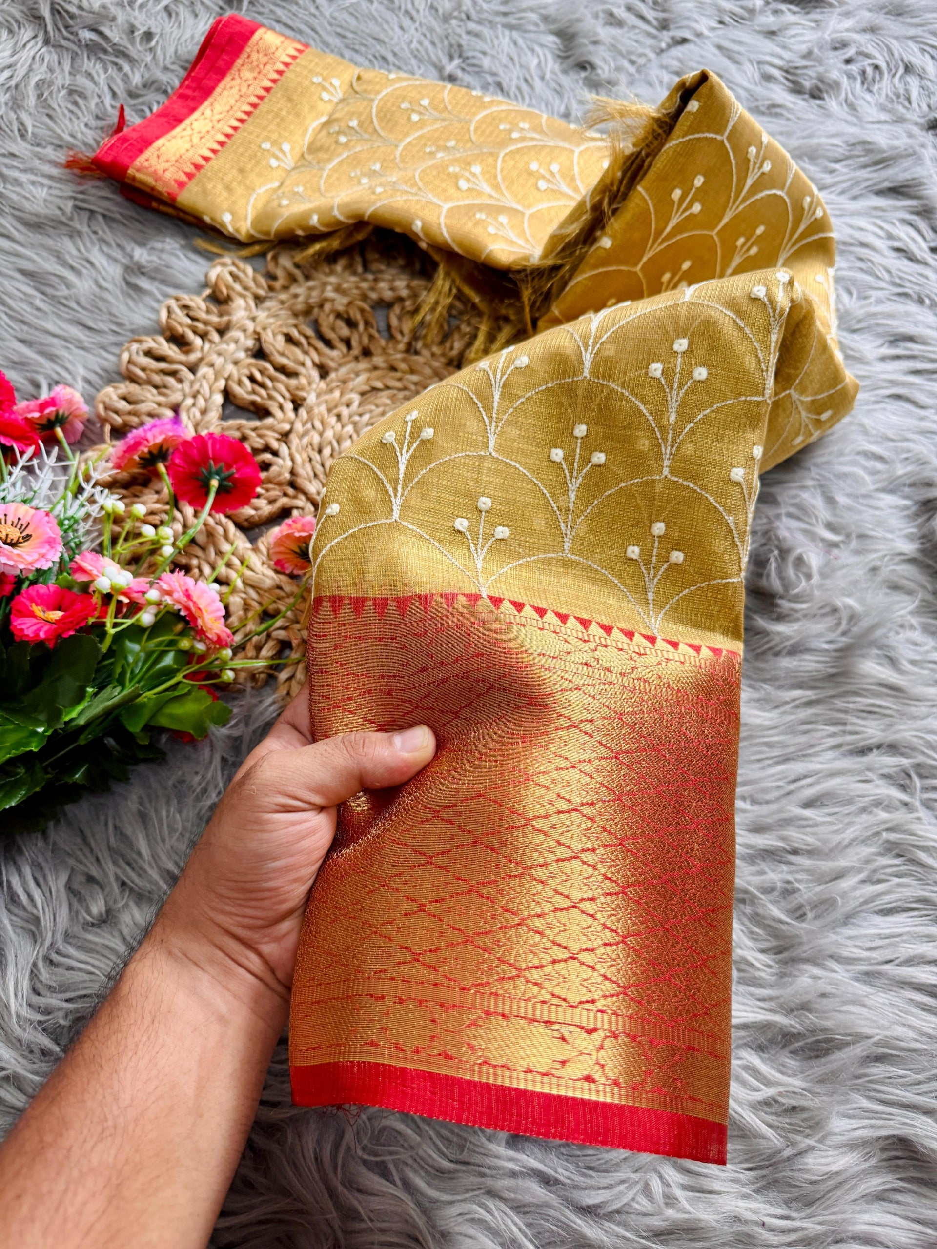 Grand Banarasi Tissue Silk Saree