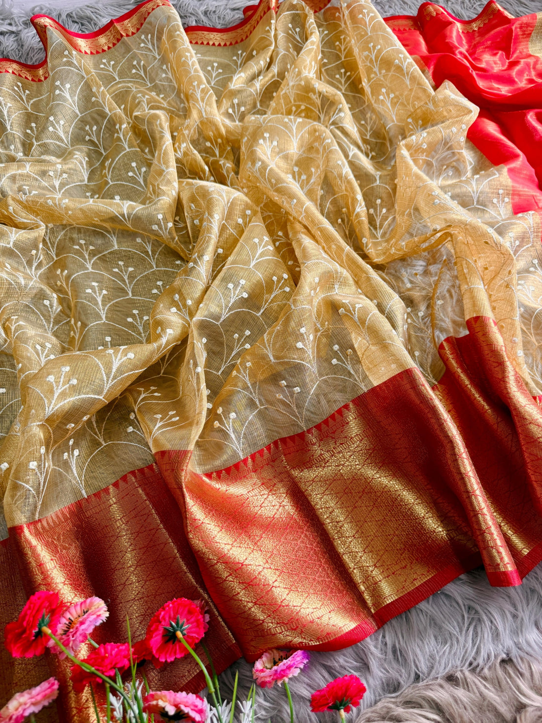 Grand Banarasi Tissue Silk Saree