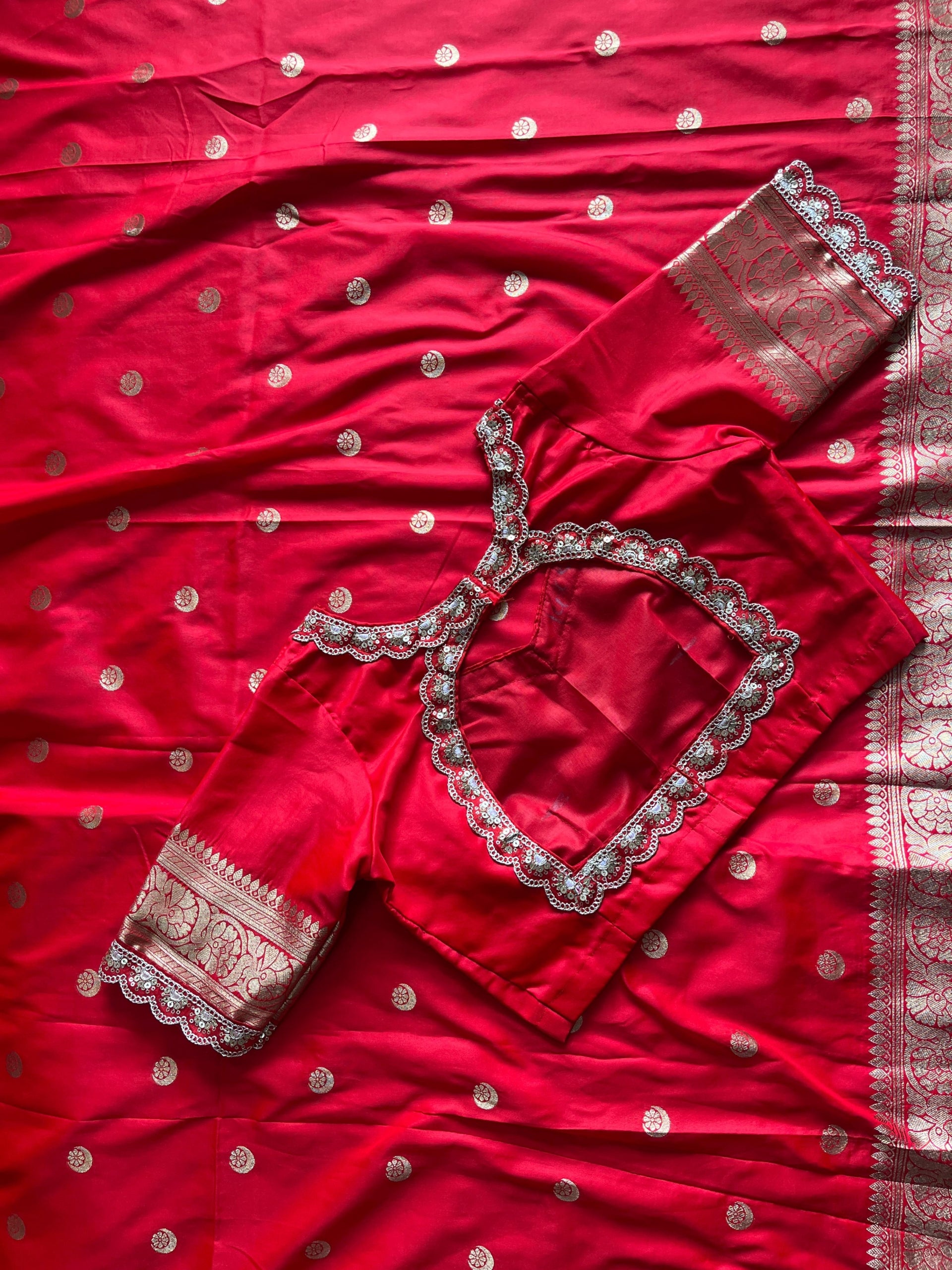 Premium Banarasi Pattu Saree with Readymade Blouse