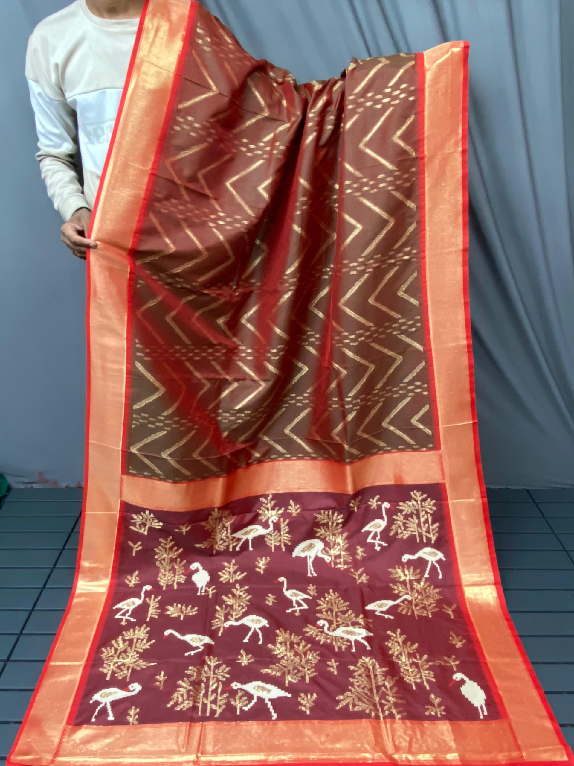 Soft Silk Saree with Viscose zig zag Design