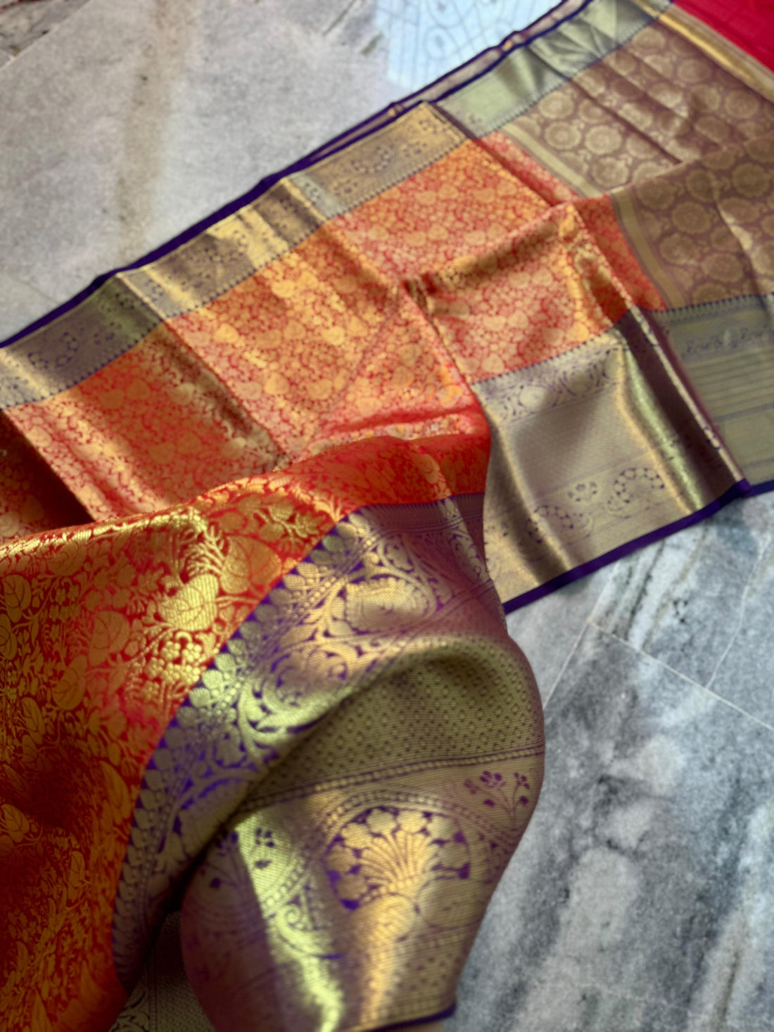 Soft Banarasi Tissue Pattu Silk Saree