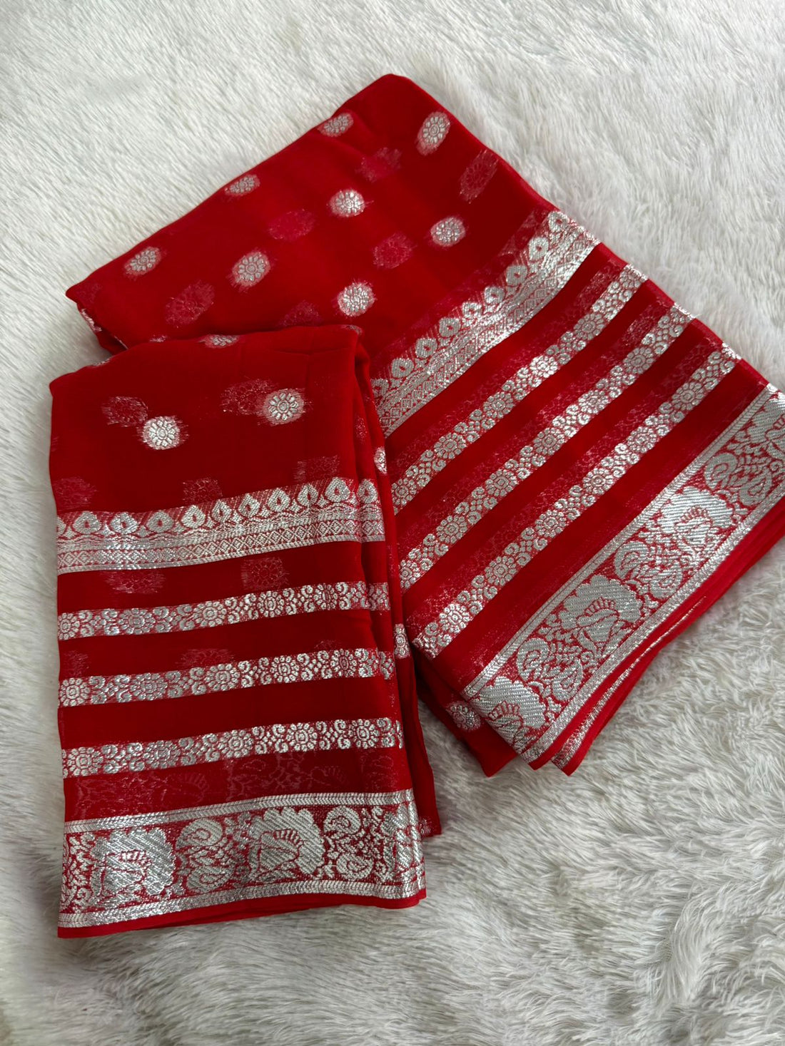 Soft Viscose Georgette Saree With Running Blouse