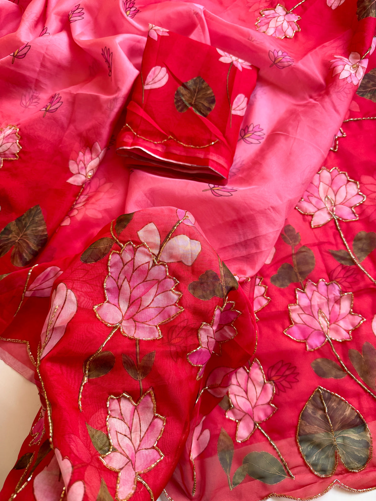 Soft Tebby Silk Fabric with Beautiful Pedding Colour with Beautiful Katdana handwork & Digital Print and Running Blouse