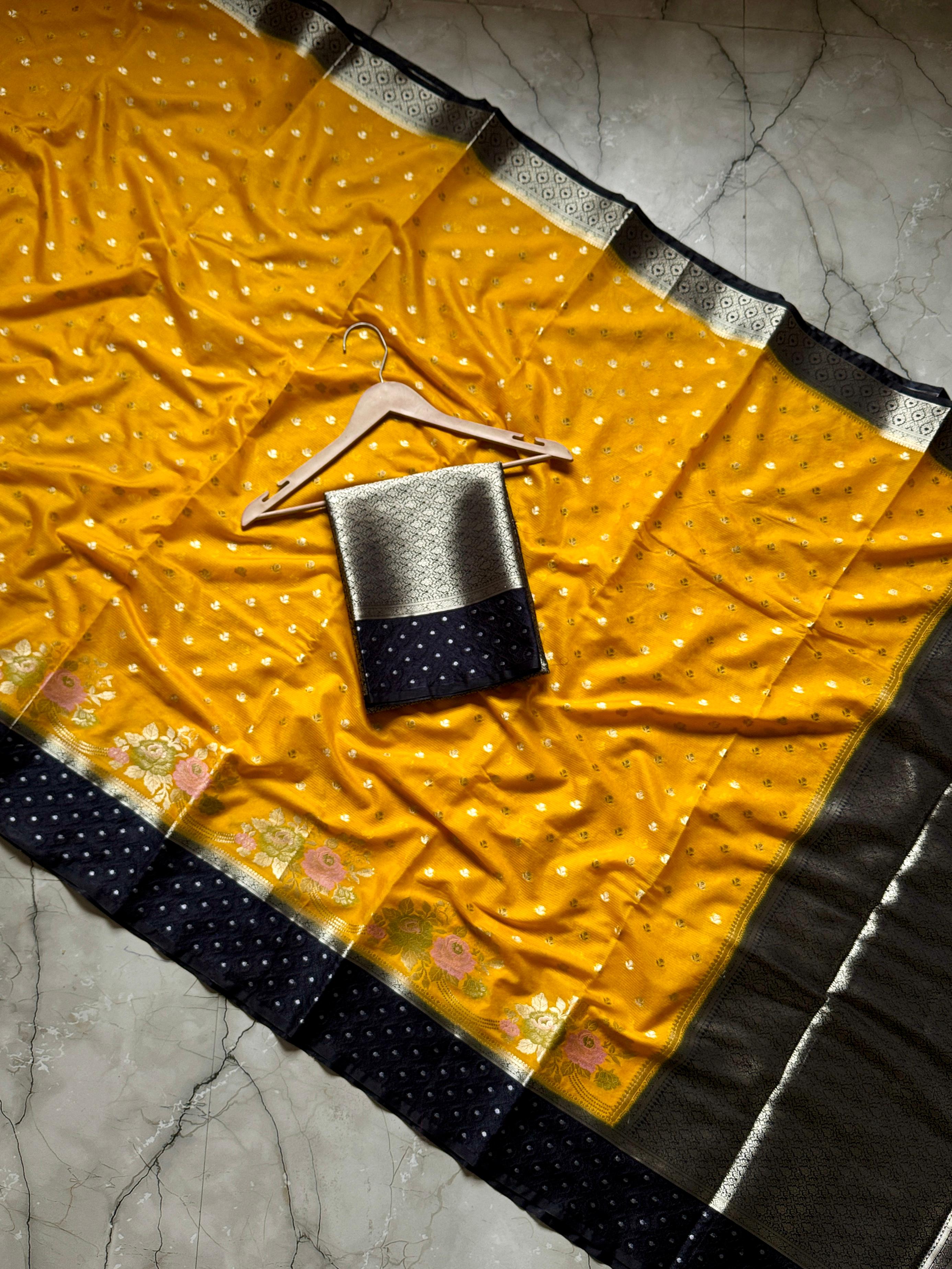 Semi Georgette Silk with Meena border