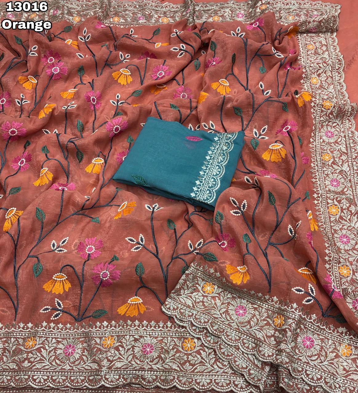 Crunchy Crush Saree with Floral design
