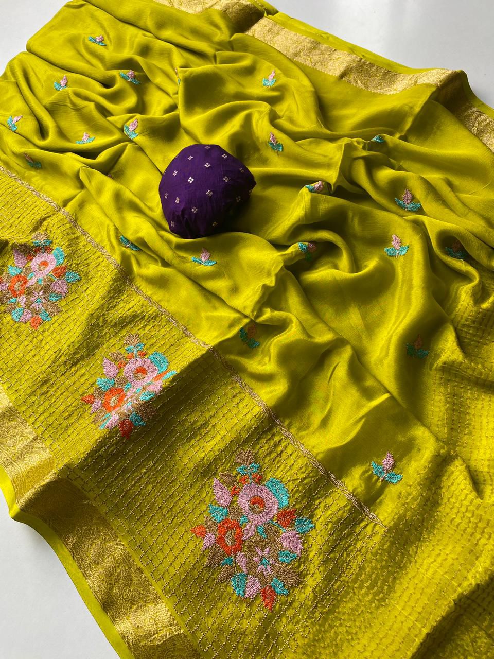 Premium Chinnon Chiffon Sarees