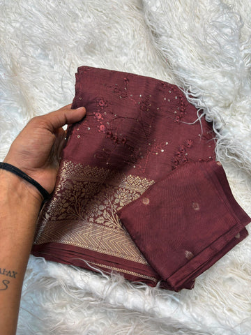 Pure Viscose Russian Dola Saree with Embroidery Thread Work