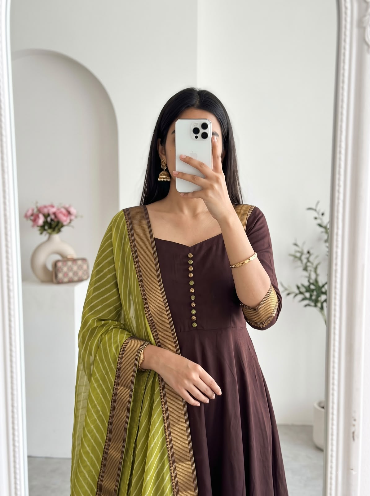 Span Cotton Gown with Jacquard Weaving Zari Border And Fox Georgette Duppatta