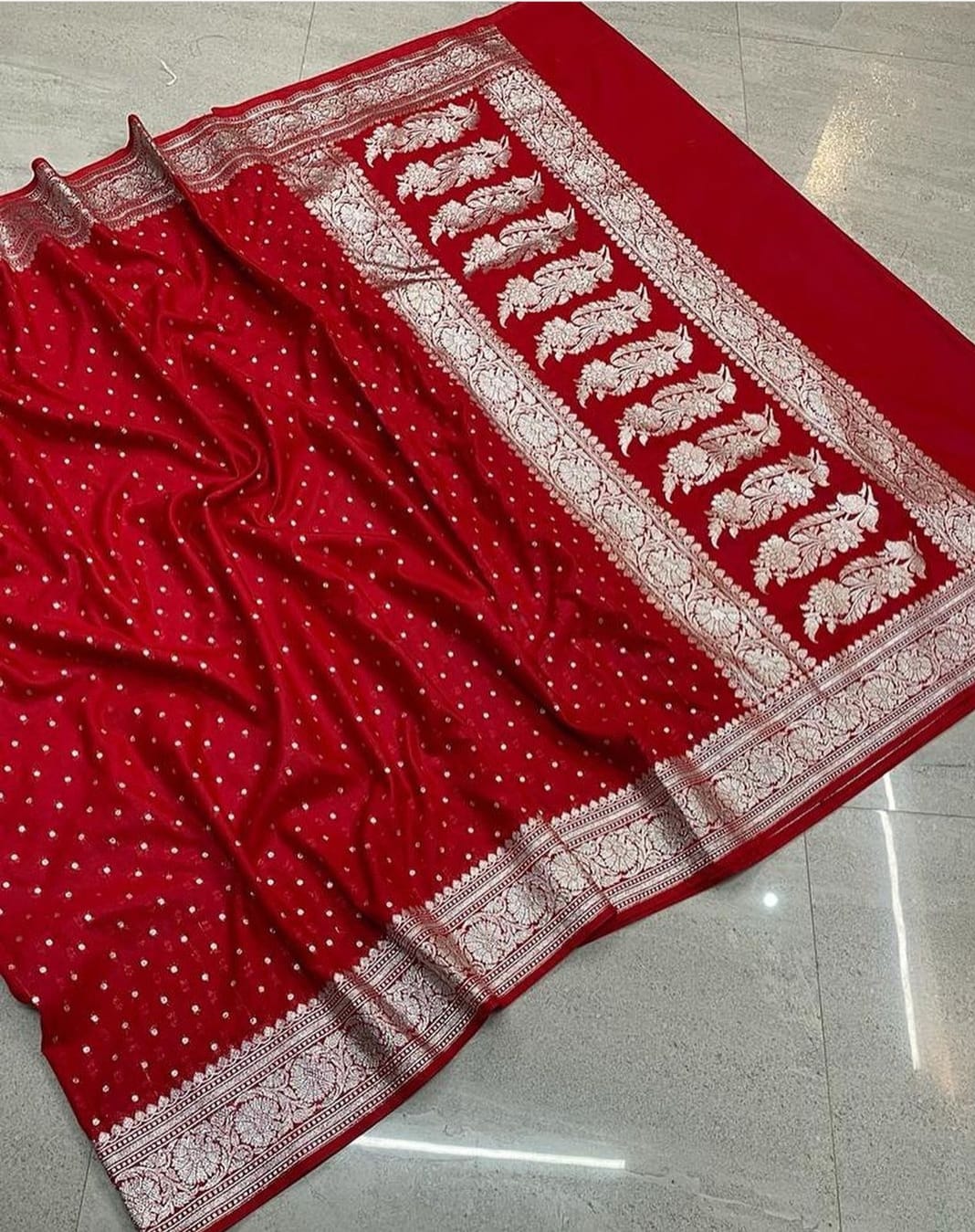 Handloom Georgette Katan Saree