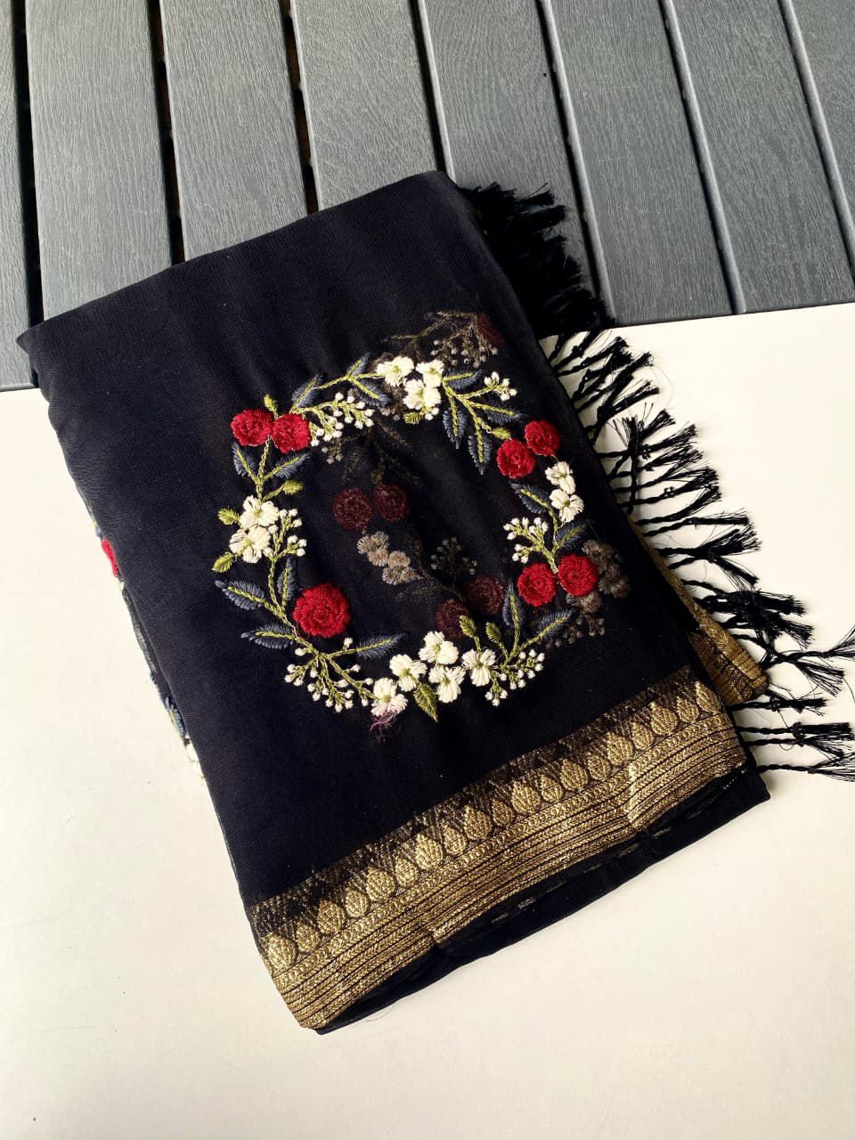 Viscose Georgette Saree with jewel Design