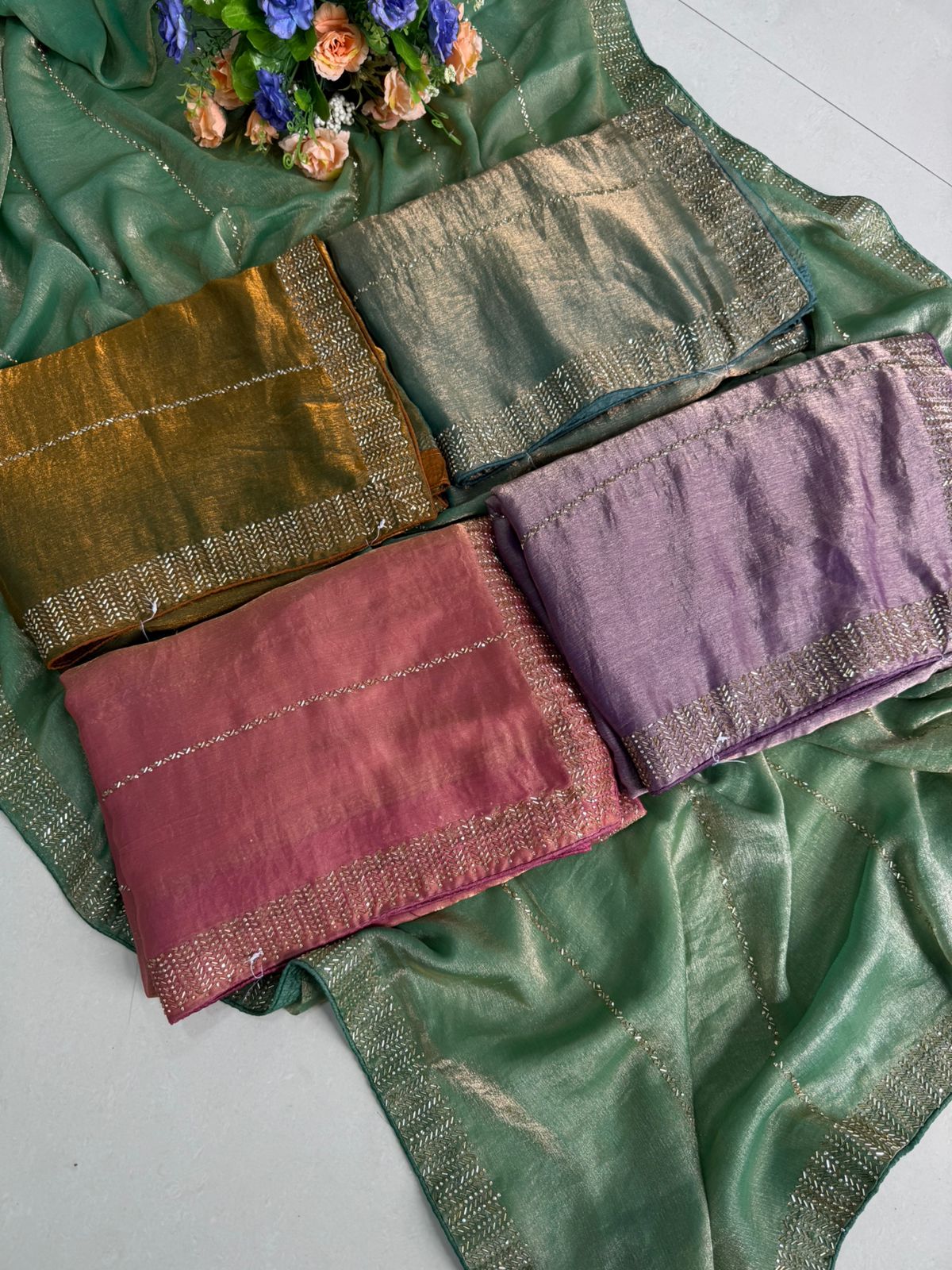 Fendy Chiffon Dual Shad Saree With Jharkhan Work Running Blouse