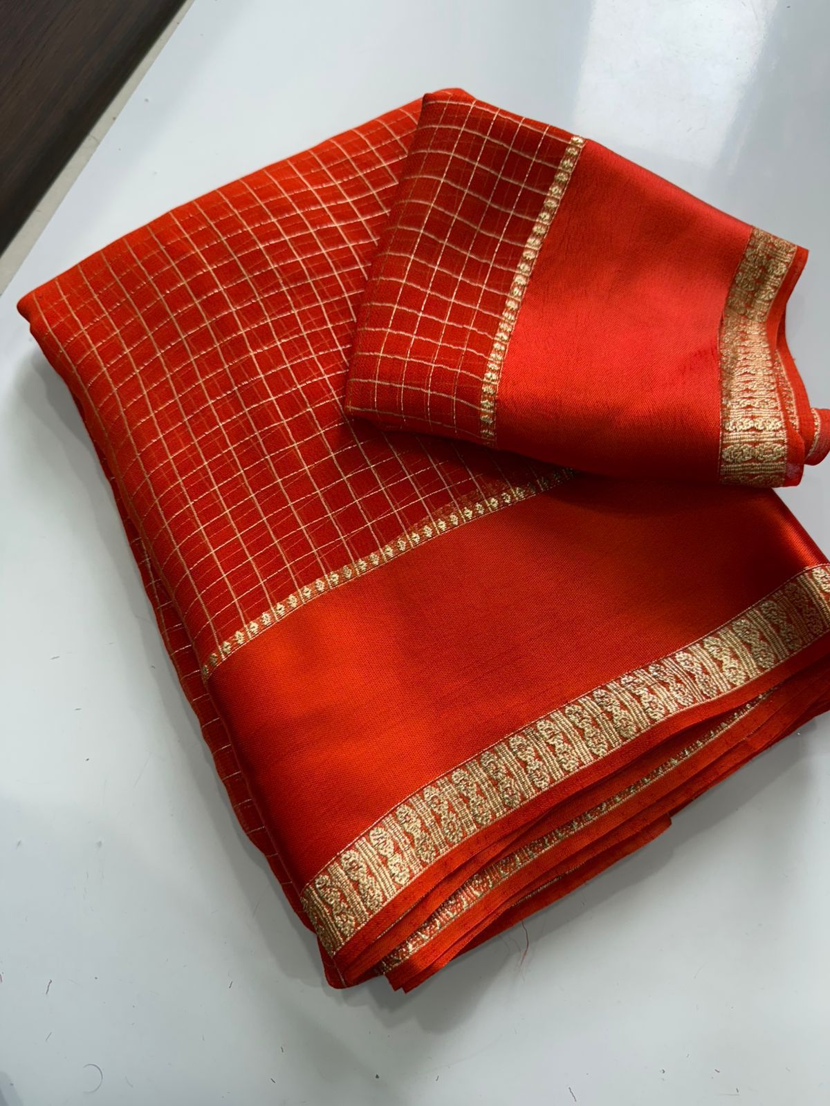 Soft Viscose Georgette Sarees with Running Blouse