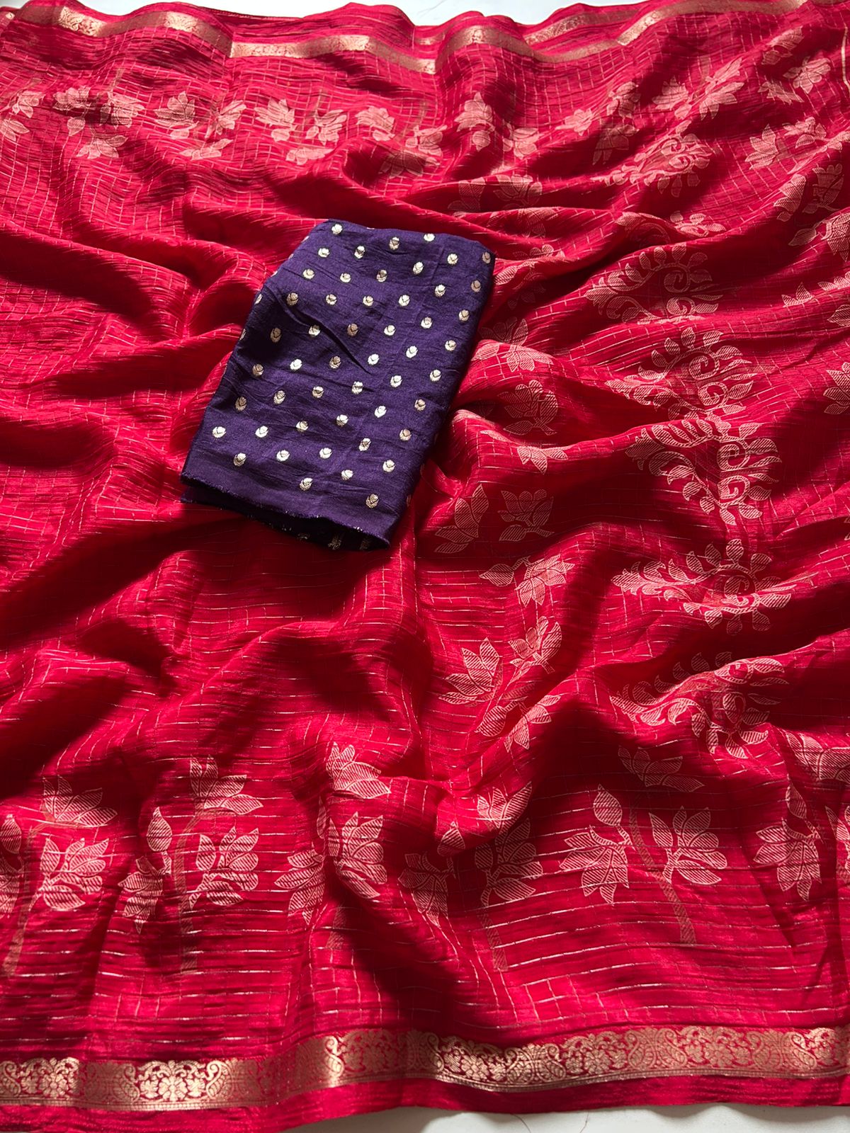 Viscose Georgette Sarees with Contrast Blouse