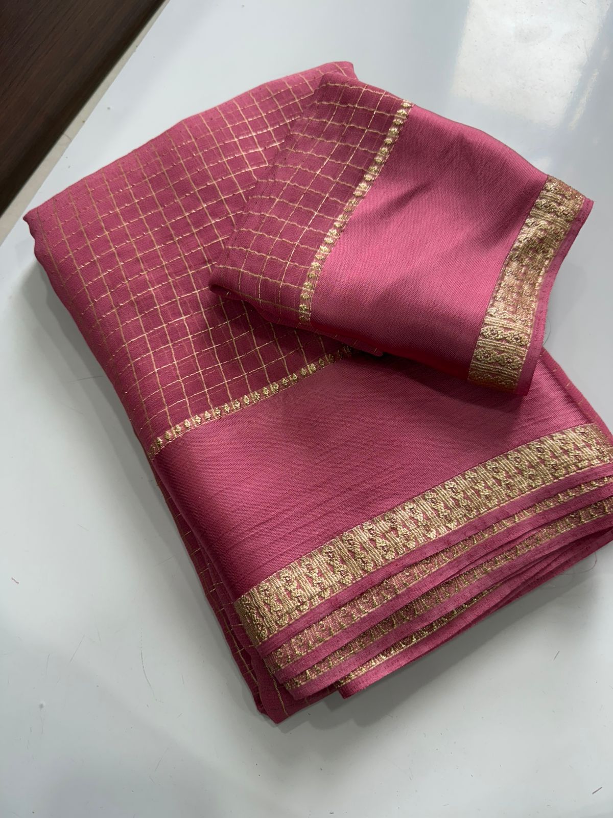 Soft Viscose Georgette Sarees with Running Blouse
