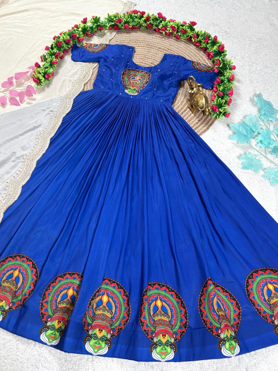 Soft Chinnon Work with Kathakali Design