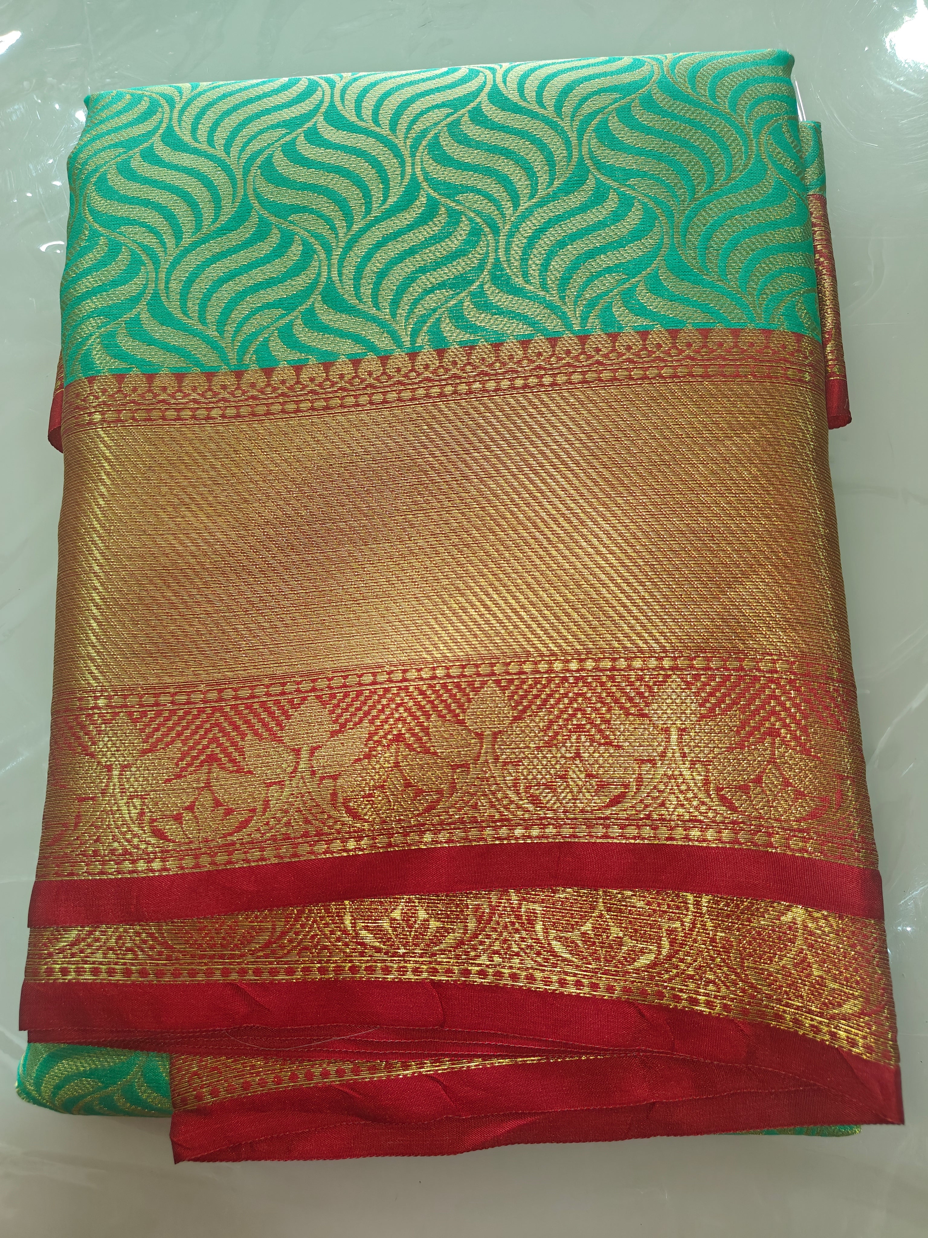Soft Banarasi Tissue Pattu Silk Saree