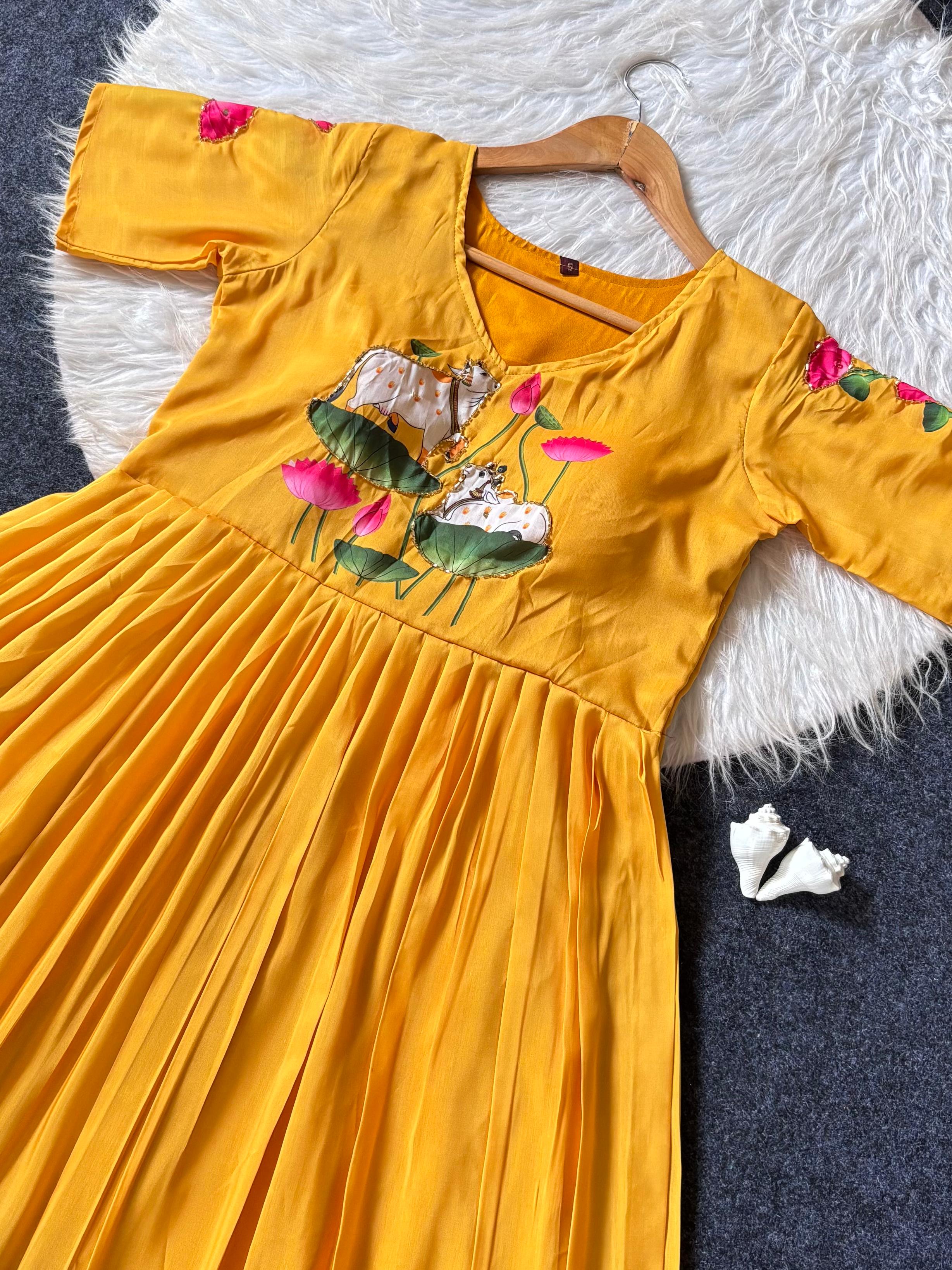 Exclusive Soft Maslin Gowns