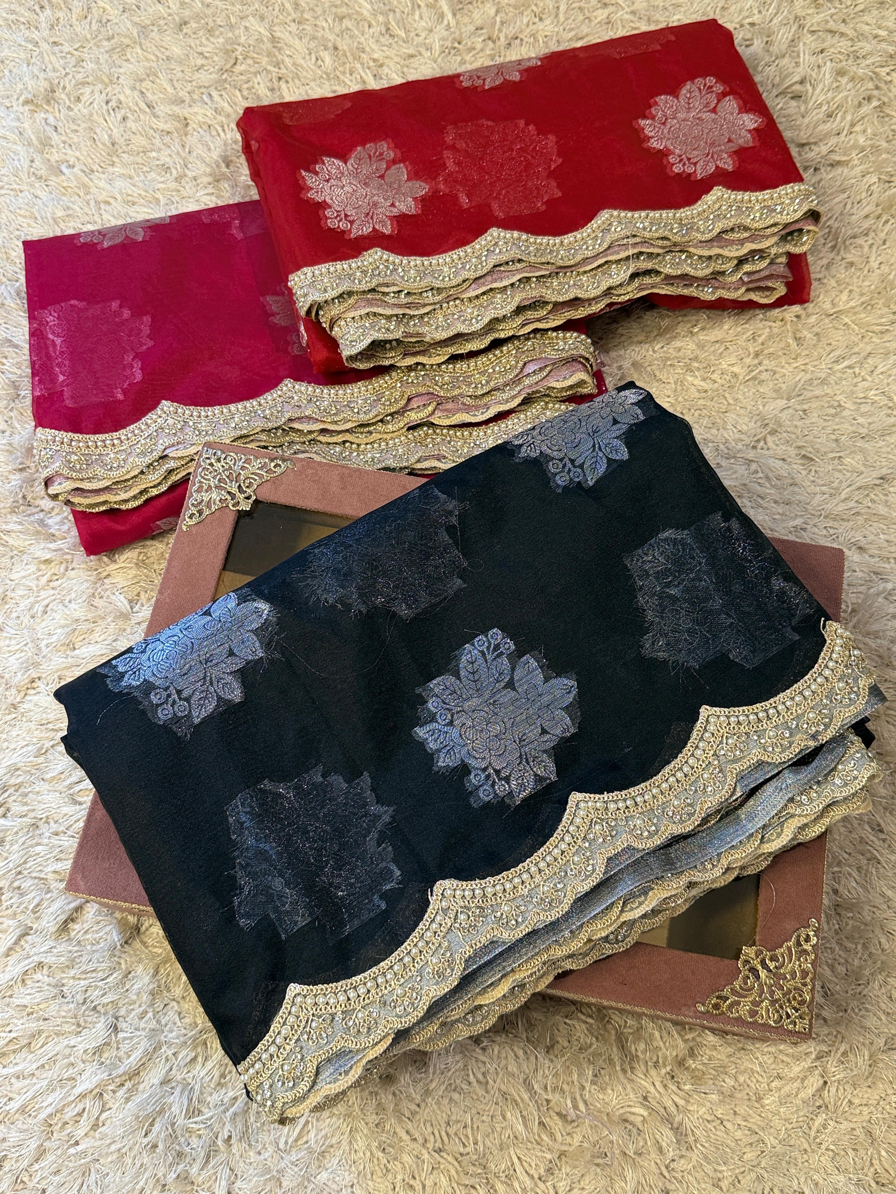 Banarasi Kora Organza with beautiful lace scalloped border