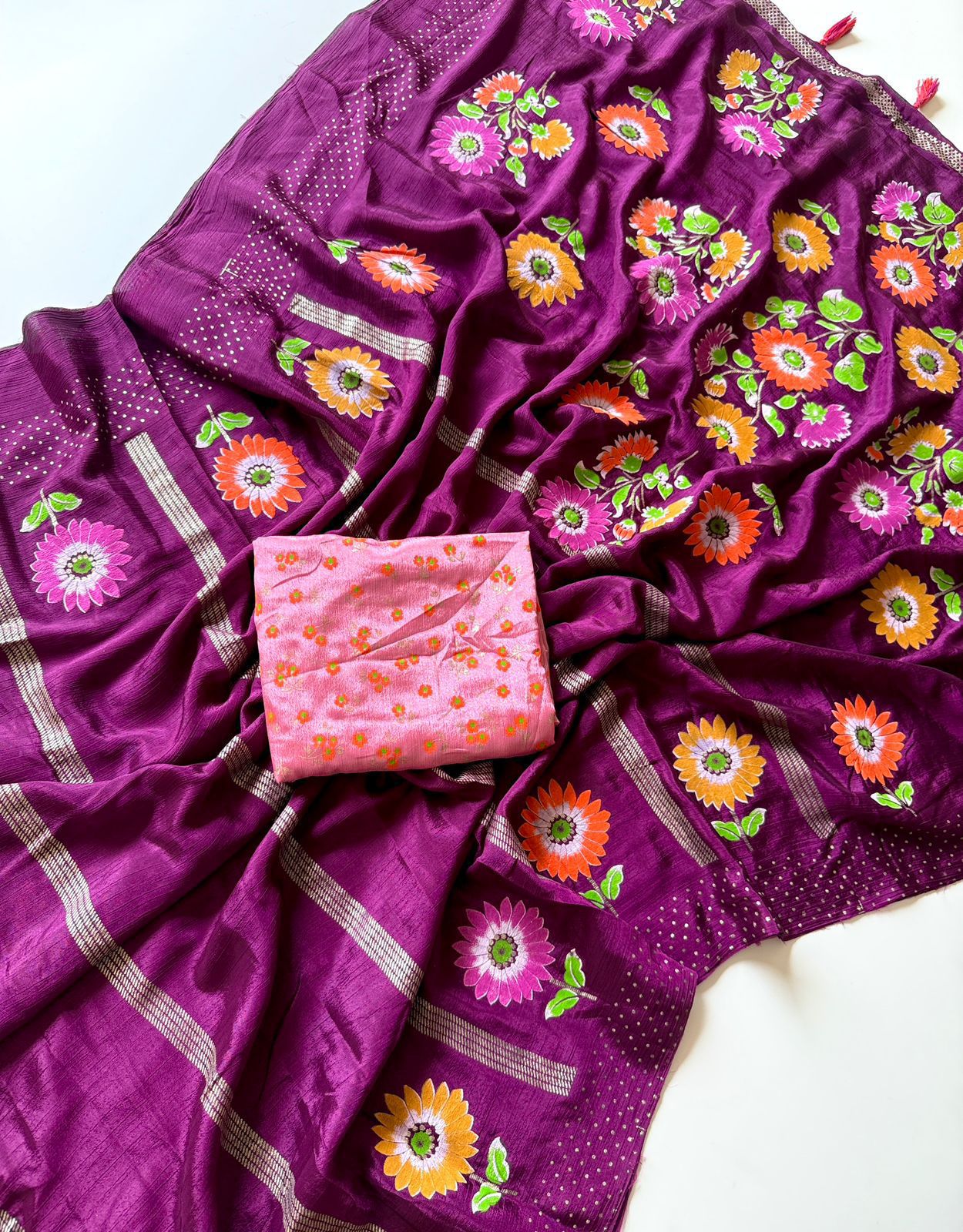 Soft Chinnon with floral Print