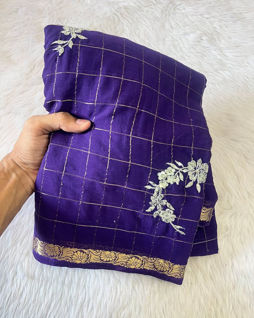 Chinnon viscose chex with jewel work