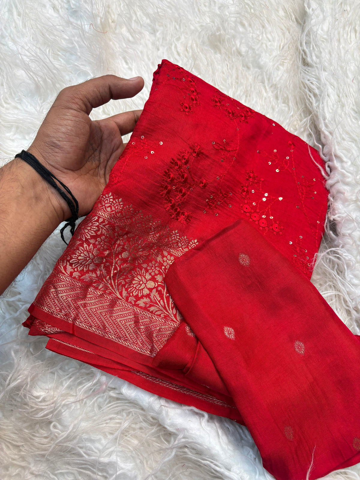Pure Viscose Russian Dola Saree with Embroidery Thread Work