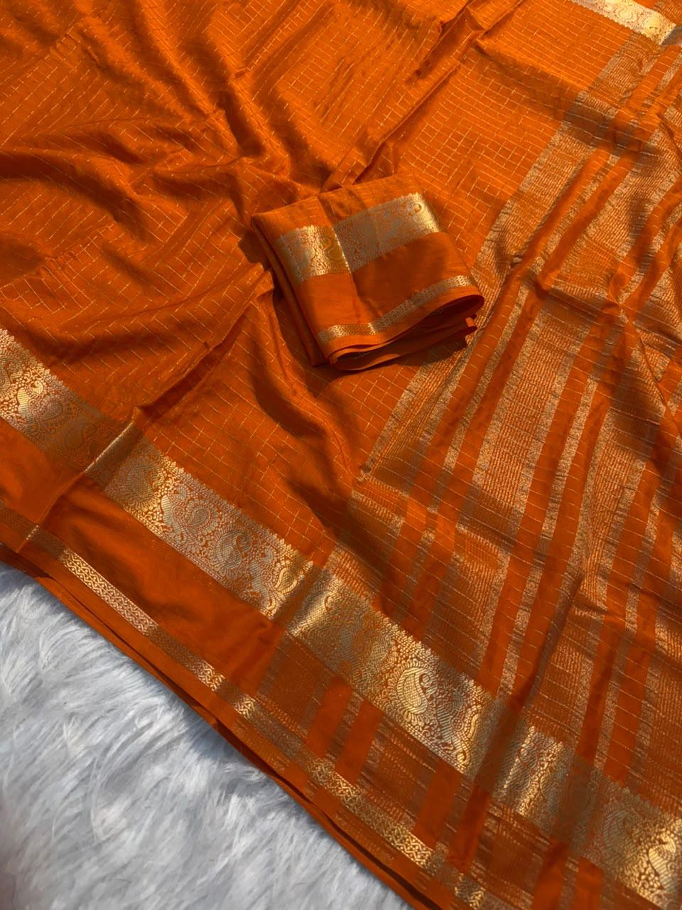Viscose Chex Sareea with Chit Pallu vintage design coming with running blouse