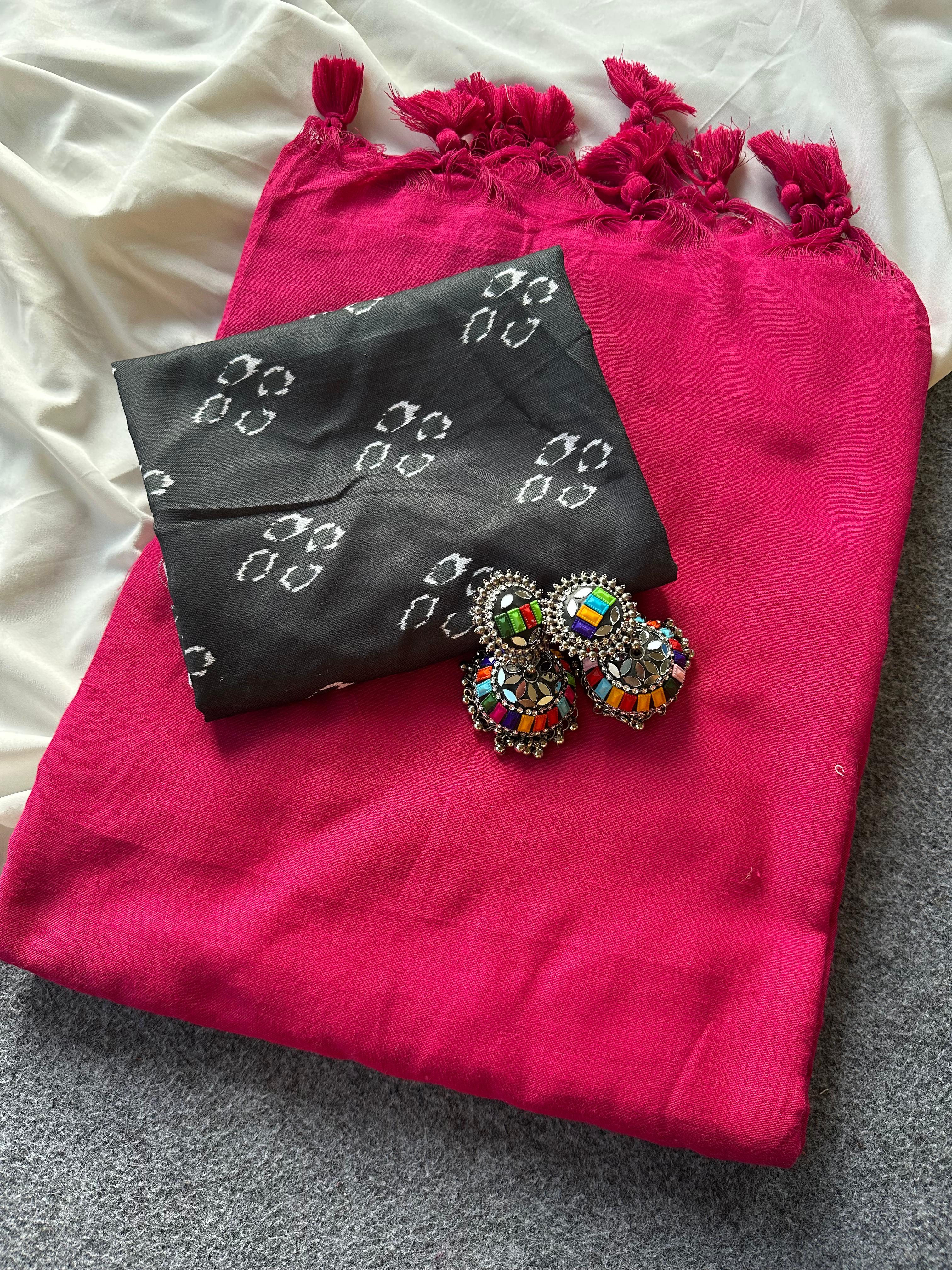 Soft Khadi Cotton Sarees with Print Blouse