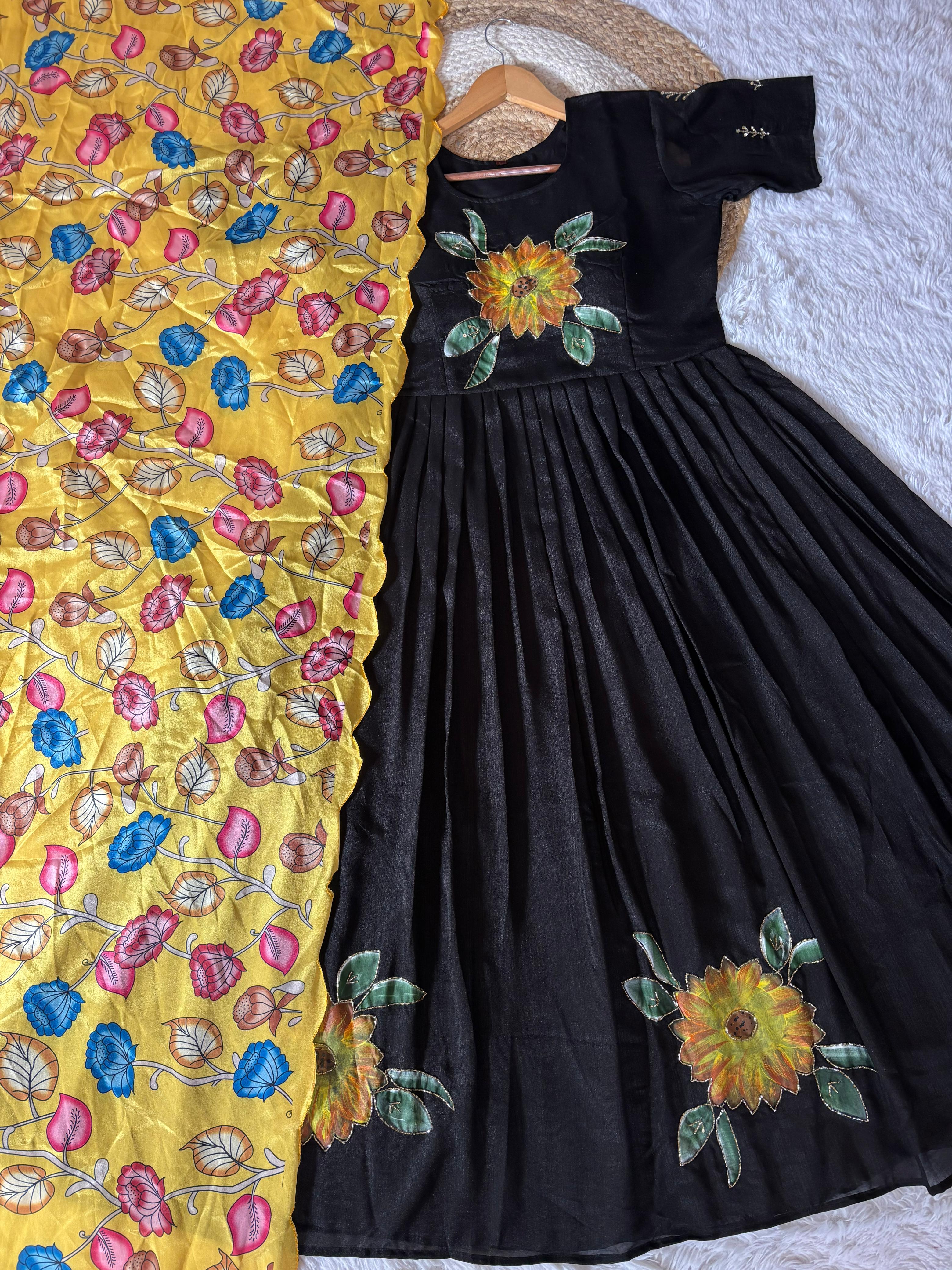 Soft Designer Kalamkari Gown with Beautiful Thread Arco