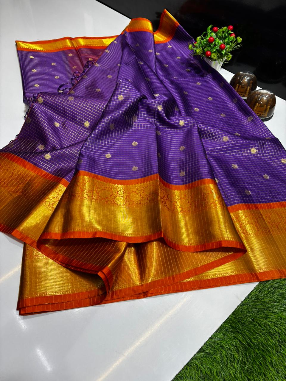 Premium Vintage Banarasi Semi Gadwal Soft Silk Sarees