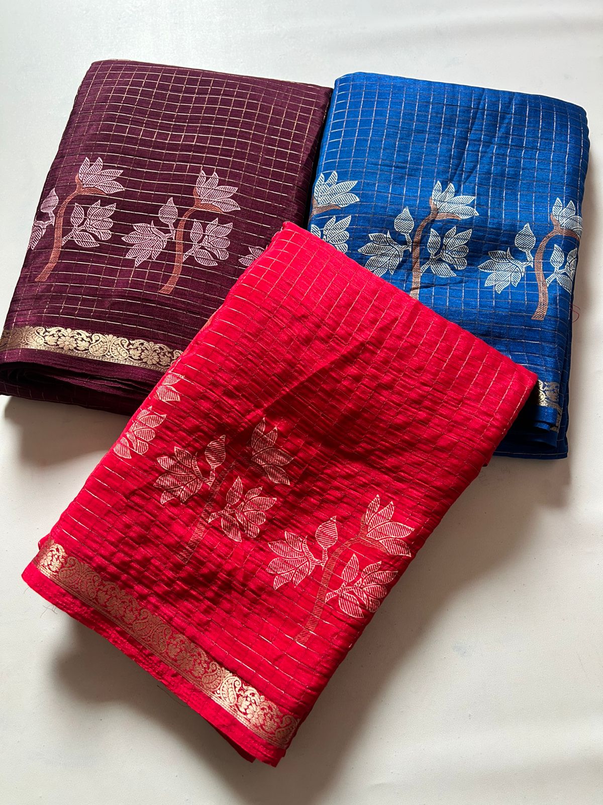 Viscose Georgette Sarees with Contrast Blouse