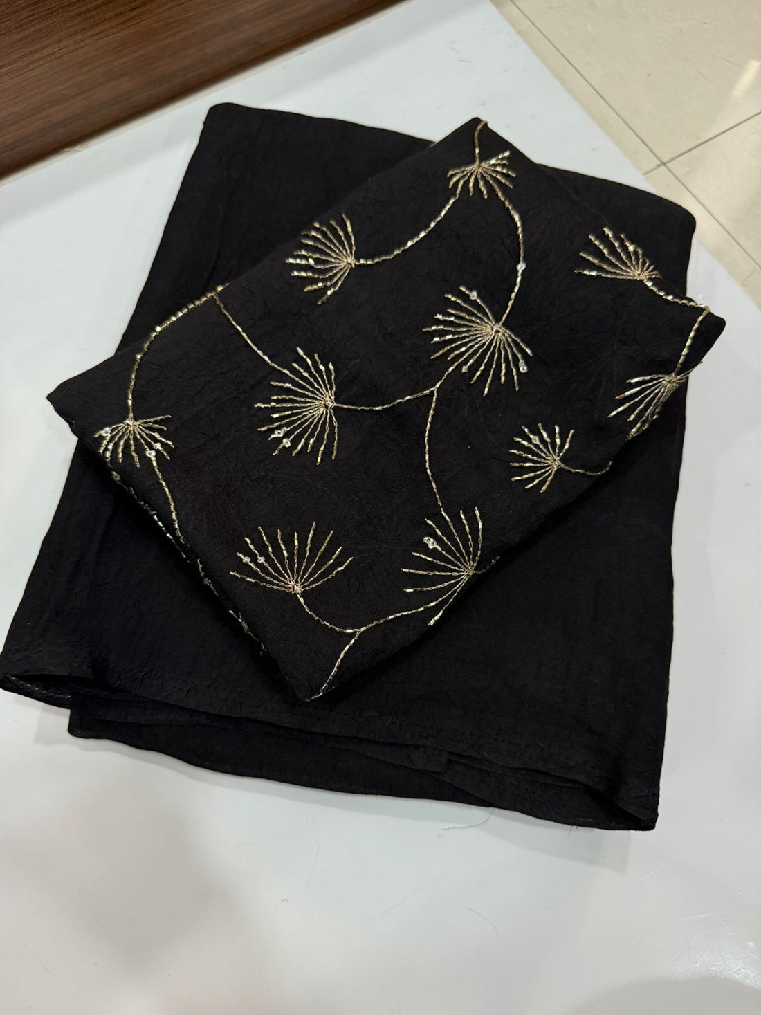 Rangoli Crush Saree with Designer Blouse